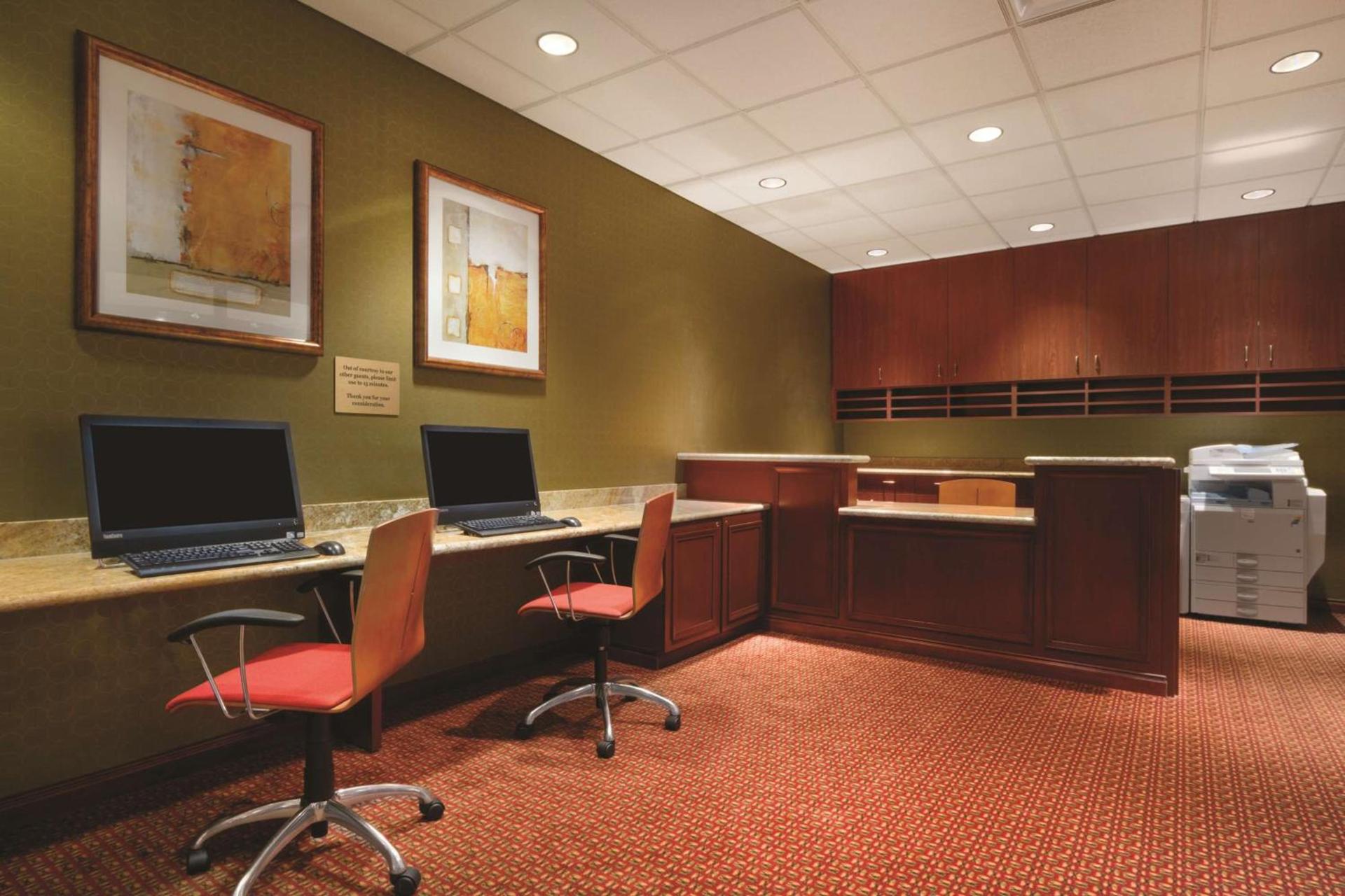 Embassy Suites by Hilton Norman Hotel & Conference Center photo 45