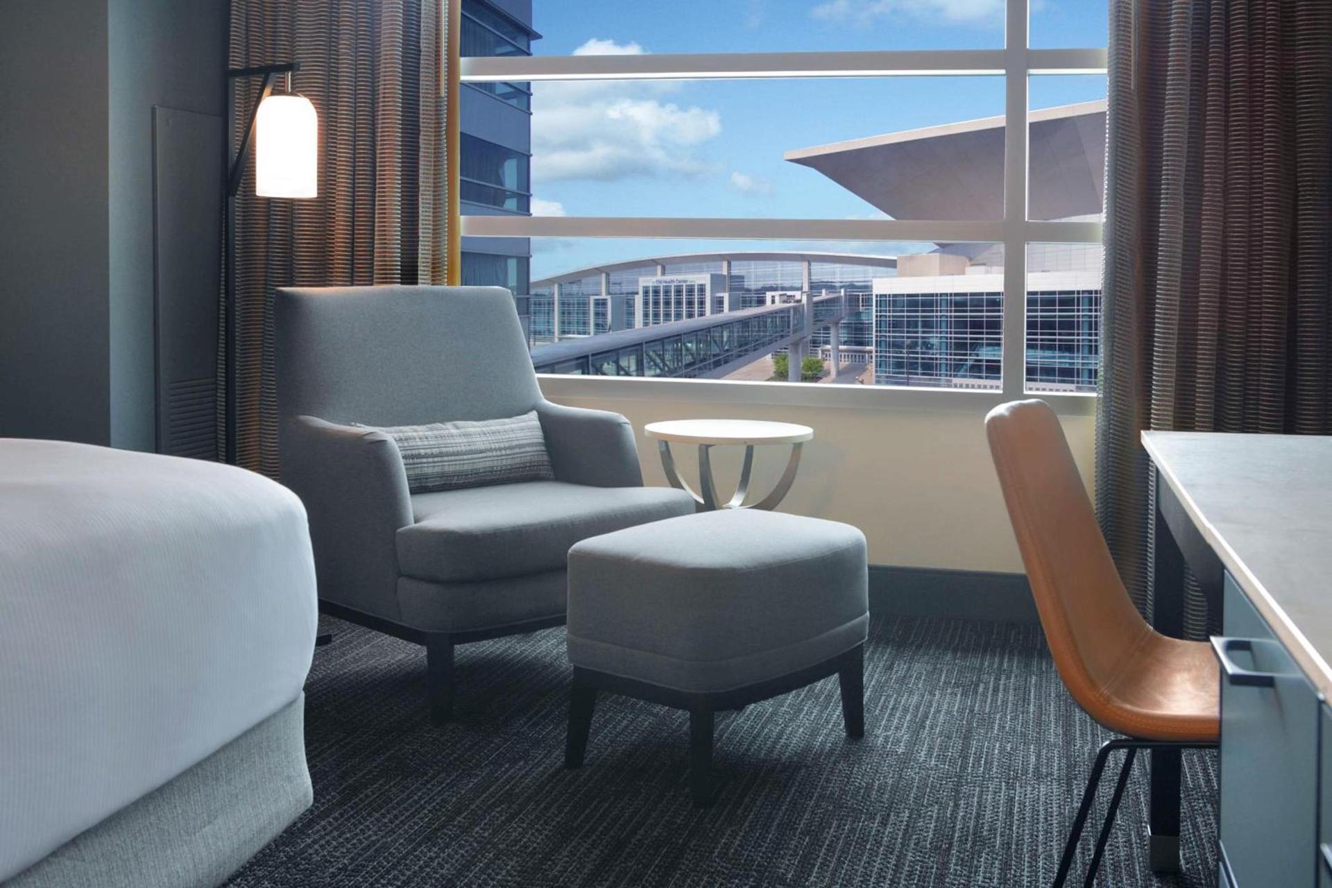 Hilton Omaha photo 29