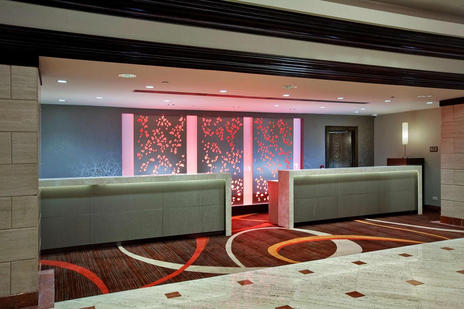 Hilton Rosemont Chicago O'Hare photo 8