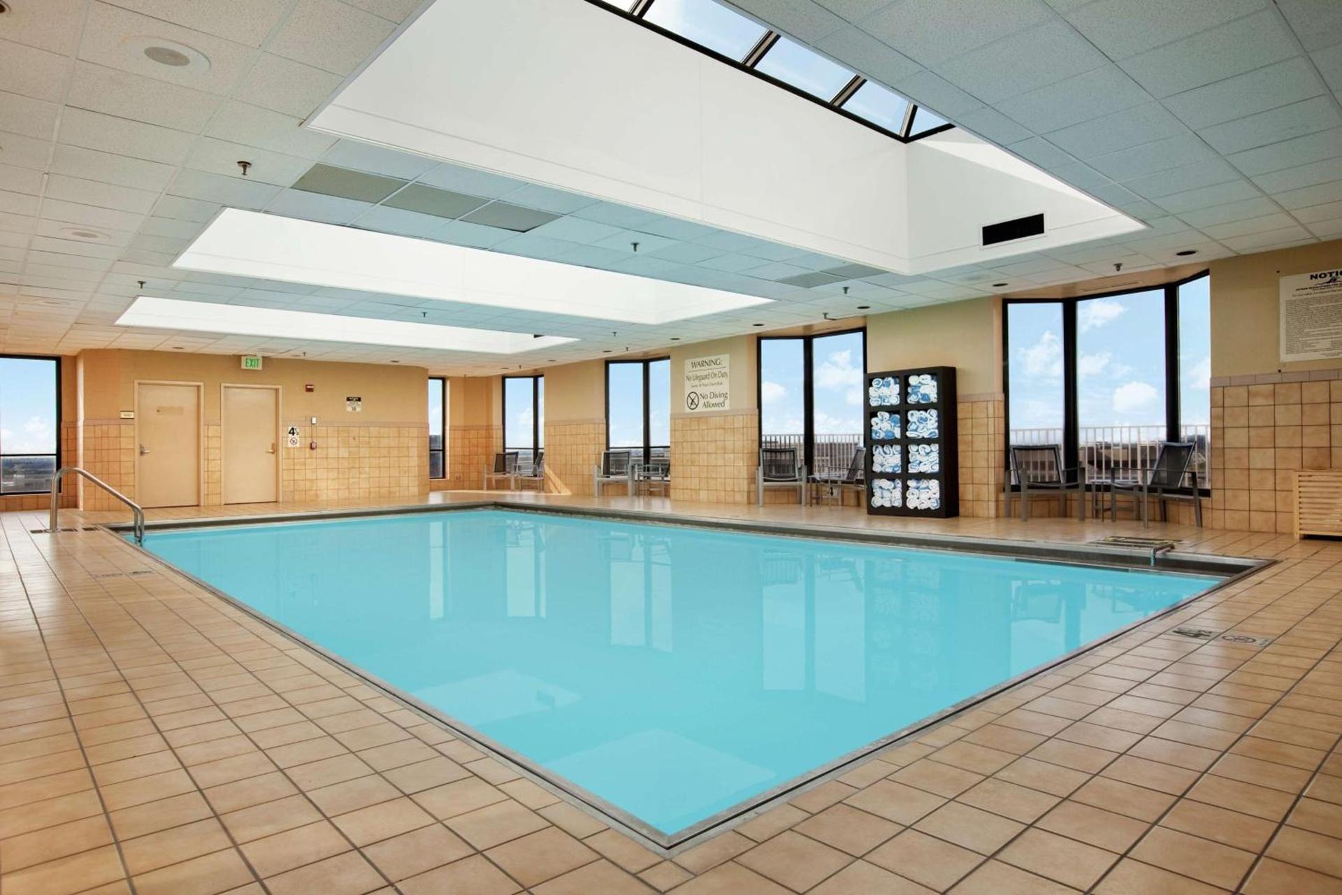 Hilton Rosemont Chicago O'Hare photo 12