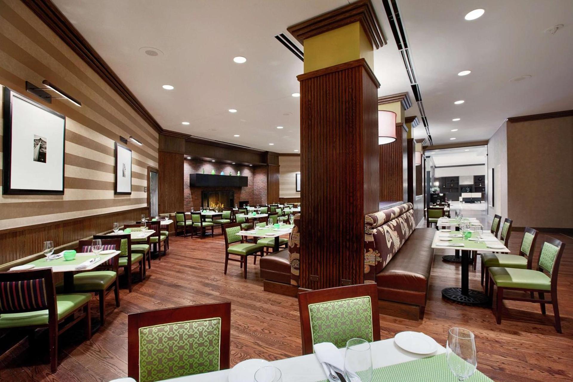 Hilton Rosemont Chicago O'Hare photo 14