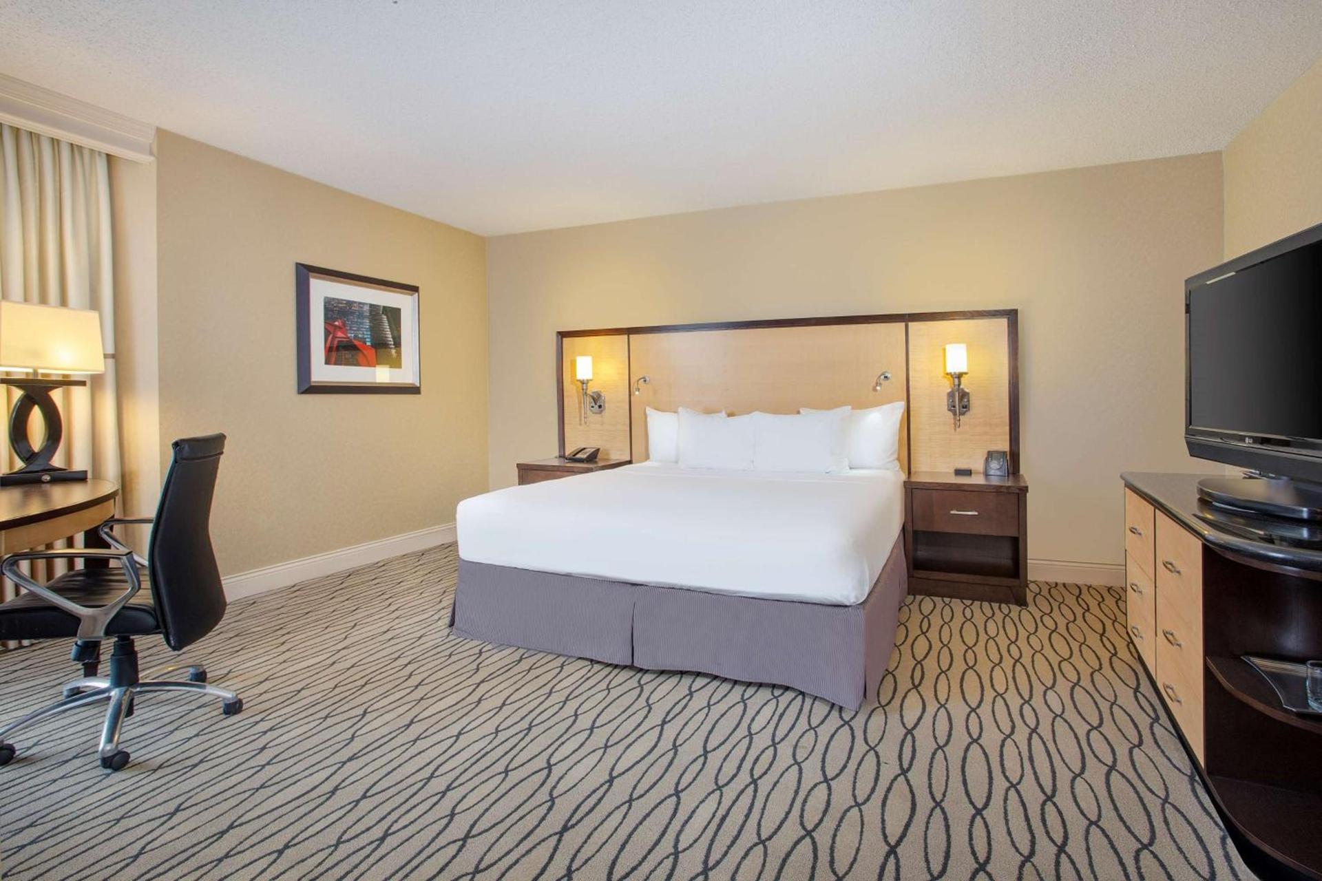 Hilton Rosemont Chicago O'Hare photo 30