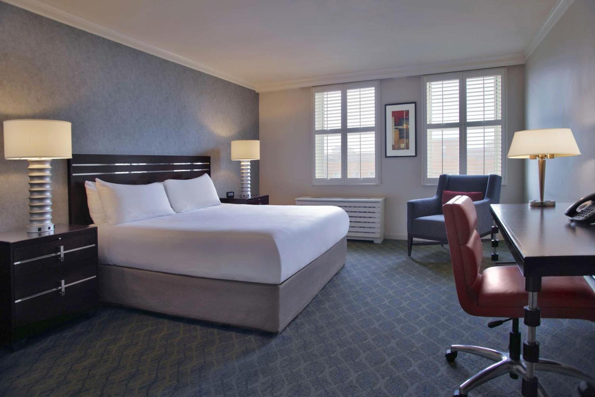 Hilton Orrington/Evanston photo 19
