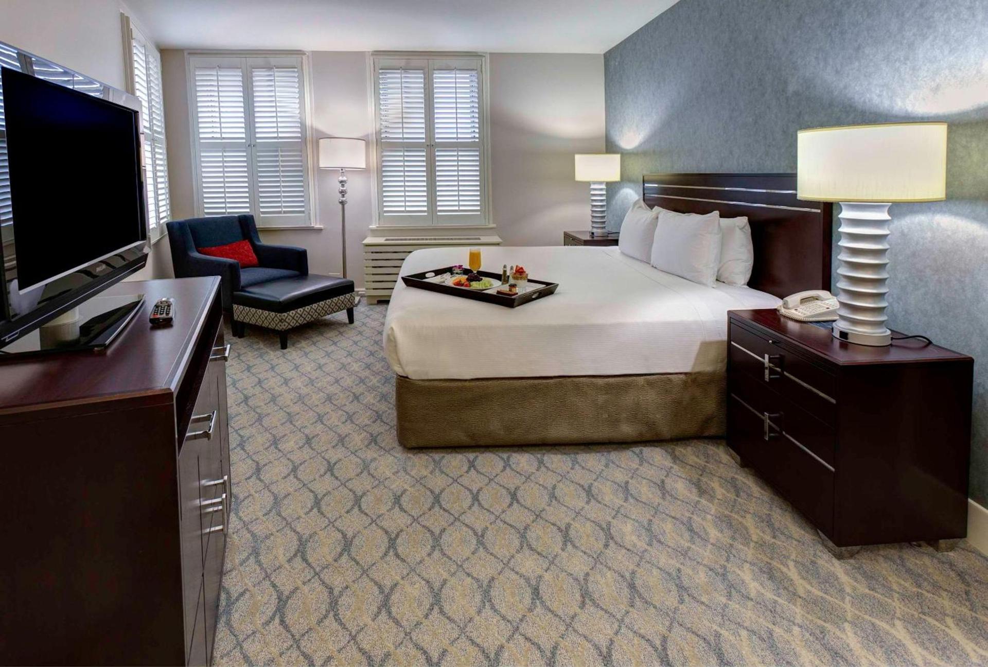 Hilton Orrington/Evanston photo 26