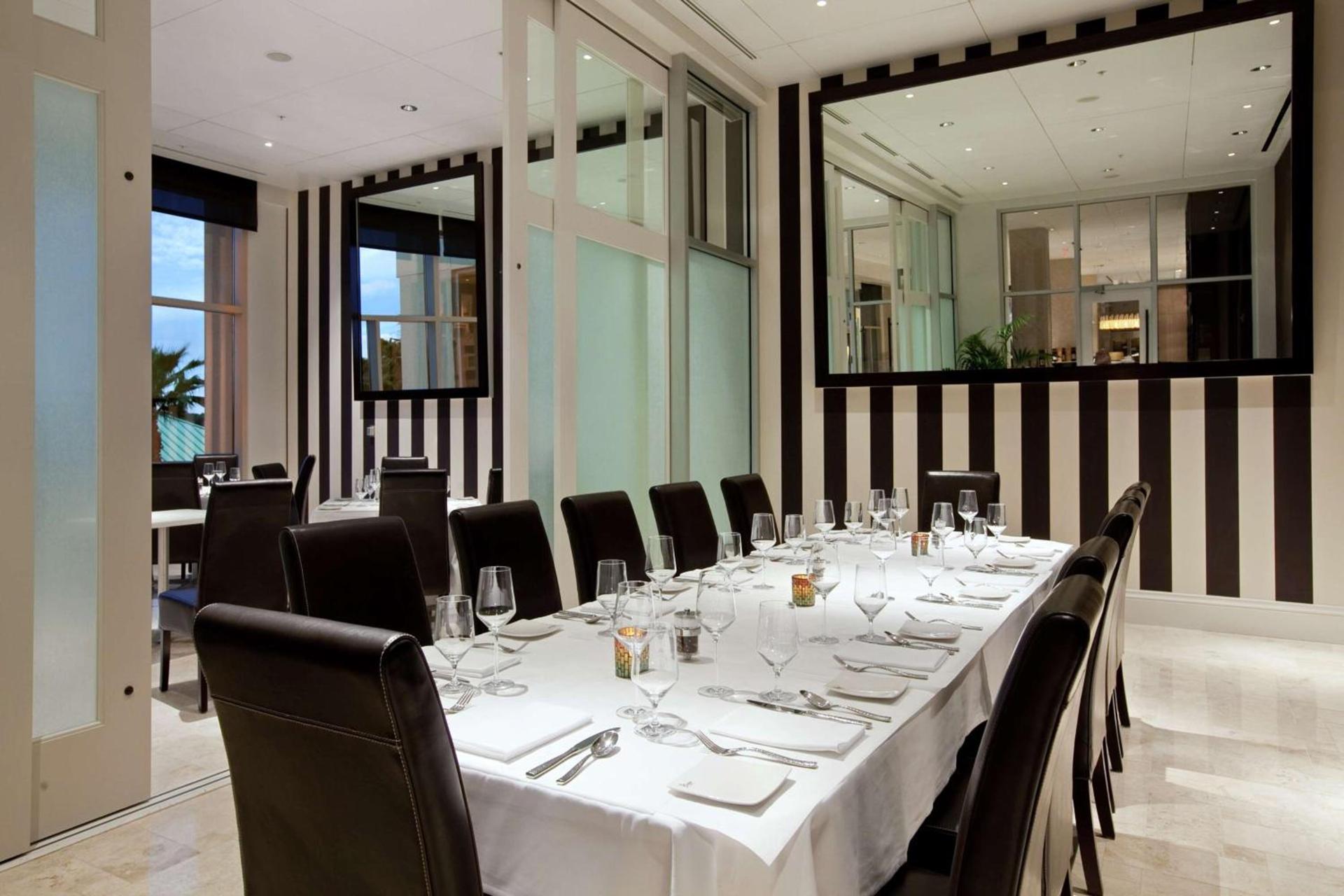 Signia by Hilton Orlando - An Official Walt Disney World Hotel photo 9