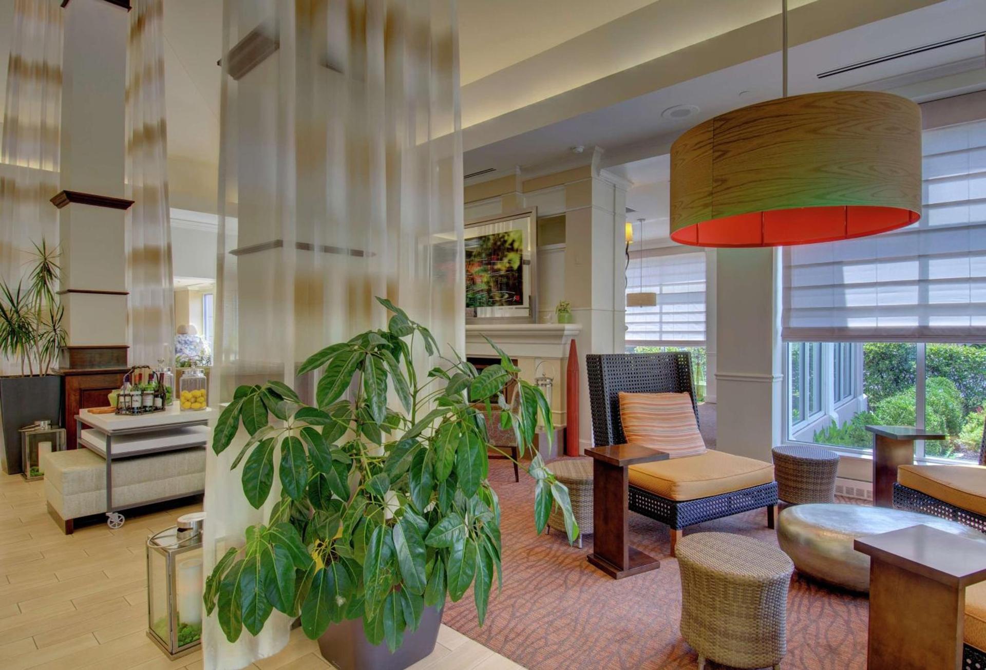 Hilton Garden Inn Norwalk photo 9