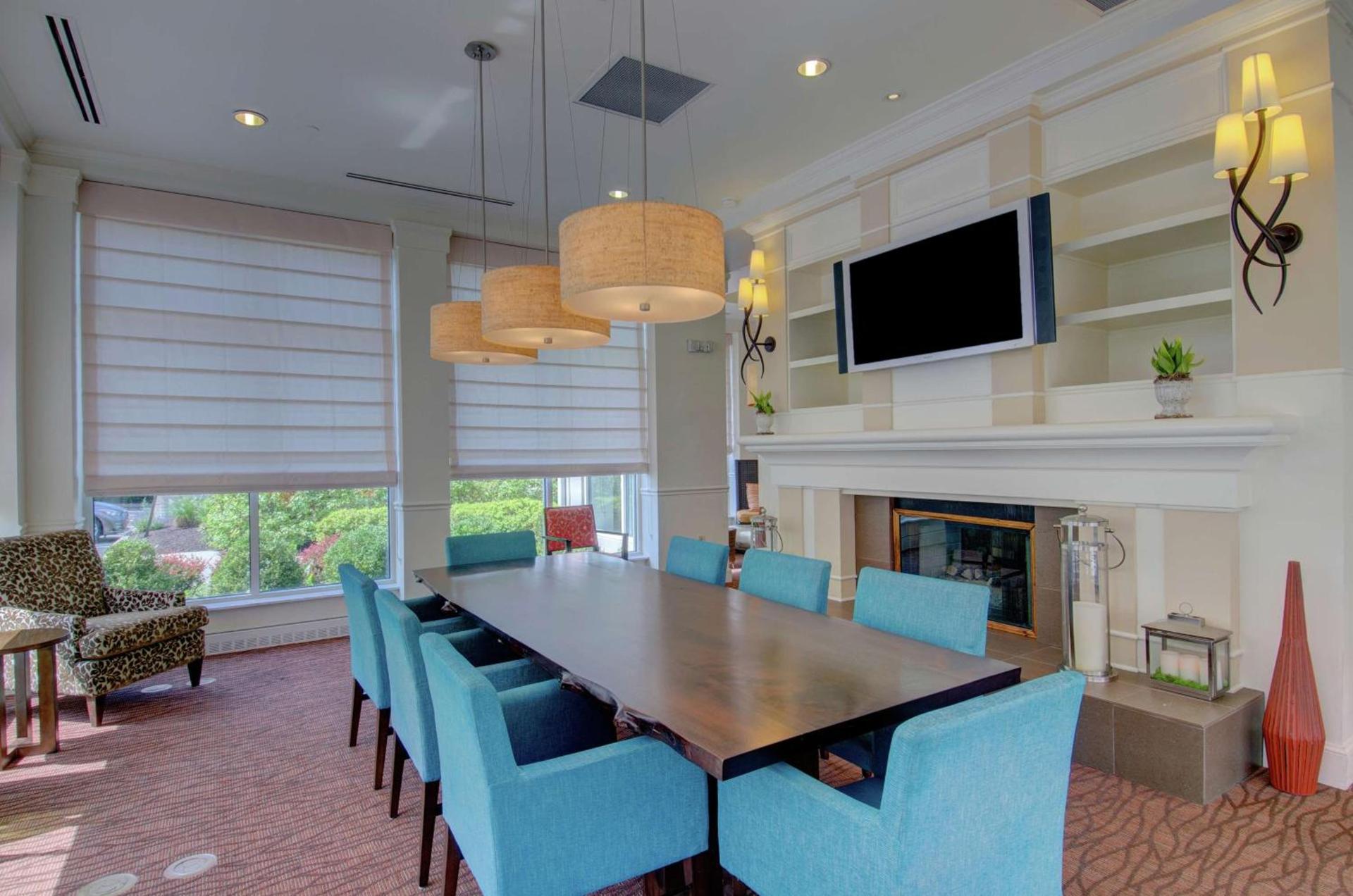 Hilton Garden Inn Norwalk photo 8