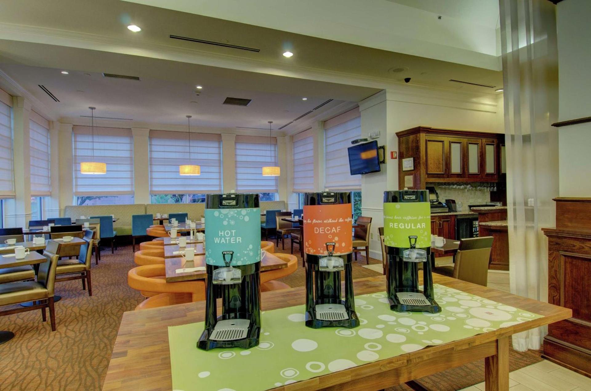 Hilton Garden Inn Norwalk photo 18