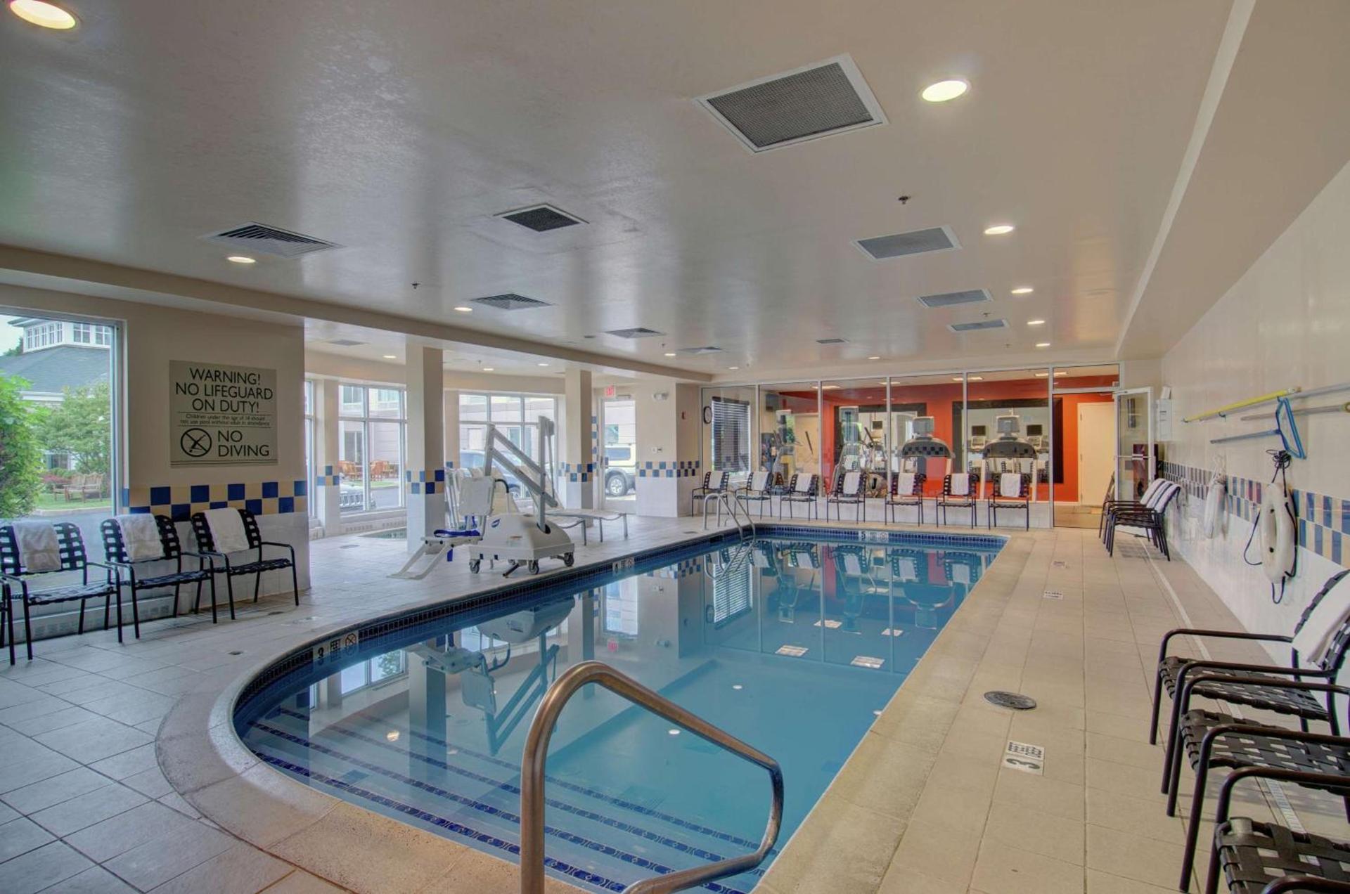 Hilton Garden Inn Norwalk photo 22