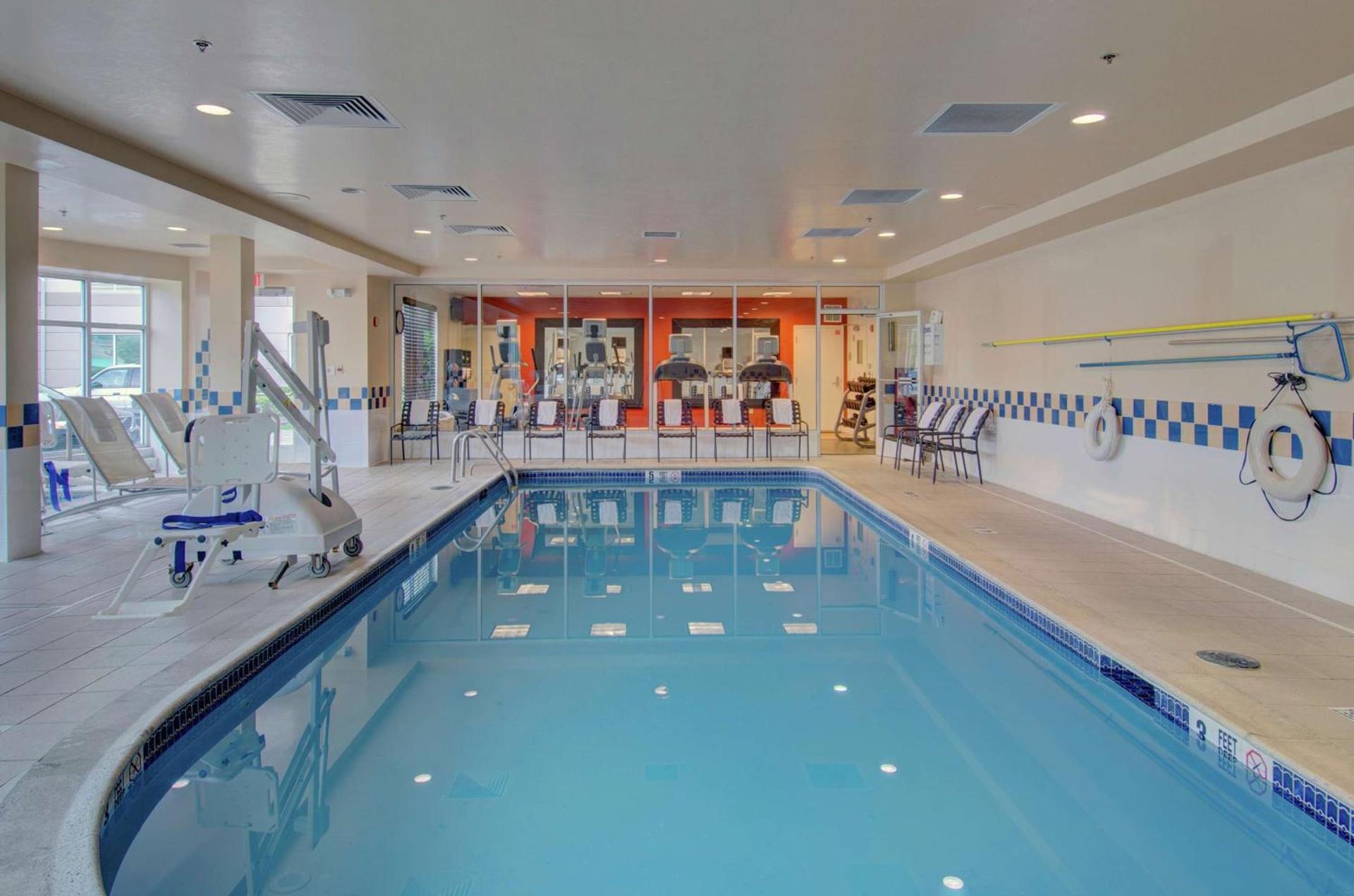 Hilton Garden Inn Norwalk photo 24