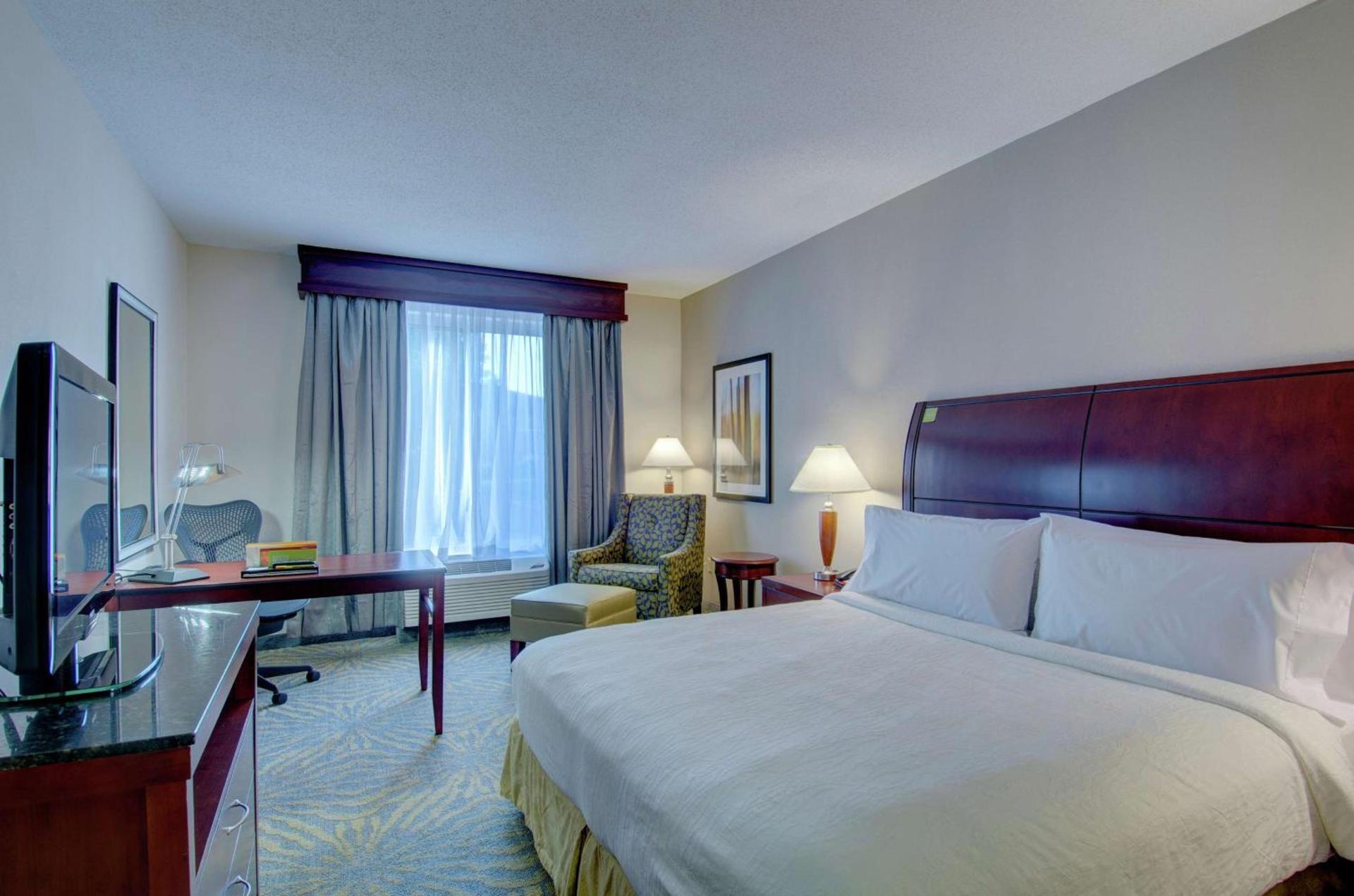 Hilton Garden Inn Norwalk photo 42