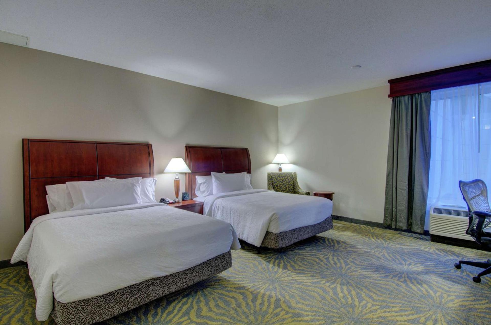 Hilton Garden Inn Norwalk photo 49