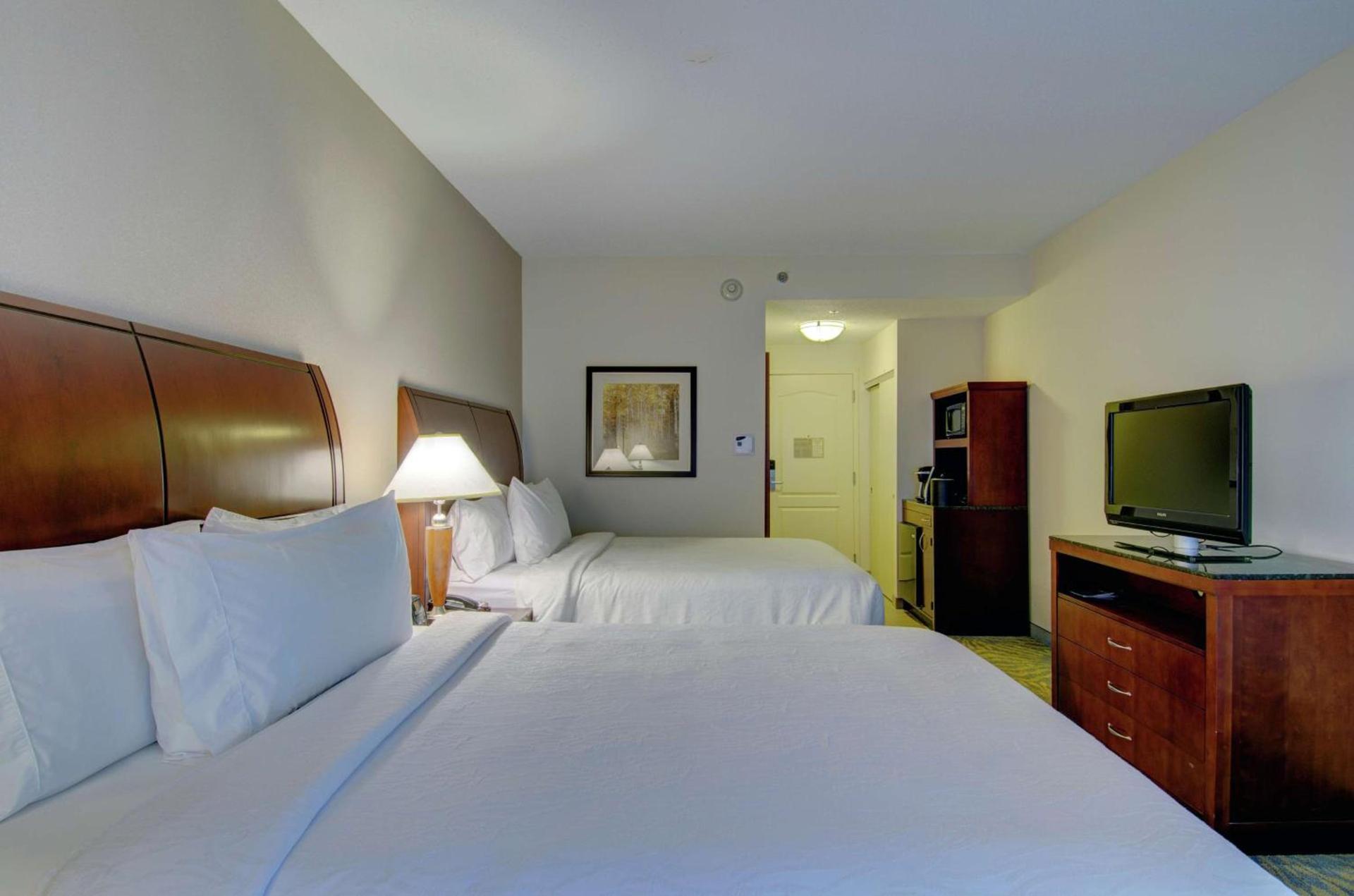 Hilton Garden Inn Norwalk photo 63