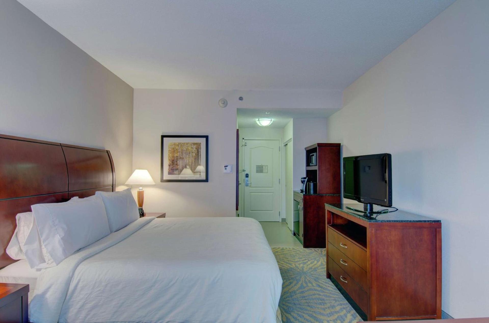 Hilton Garden Inn Norwalk photo 64