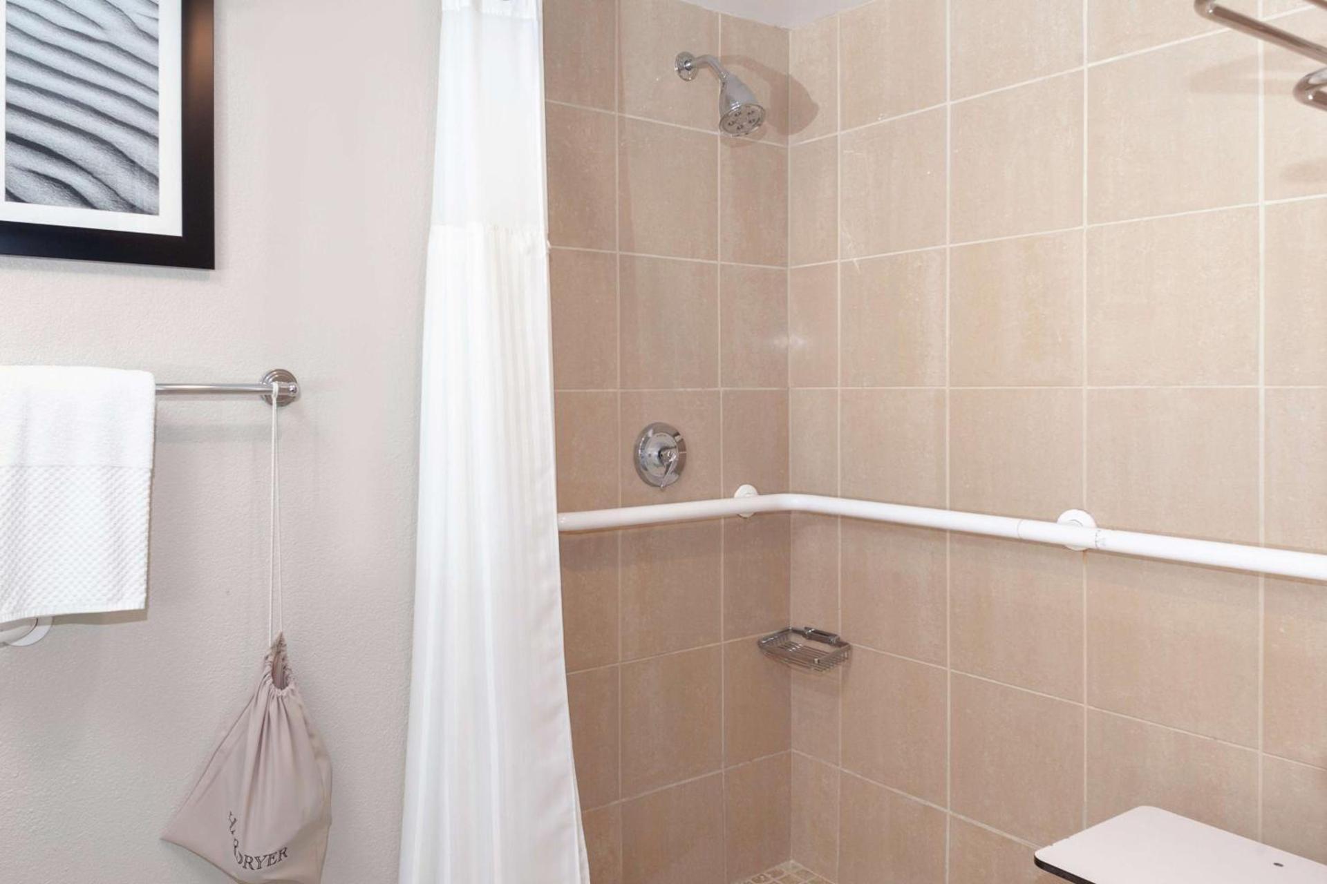 DoubleTree by Hilton Palm Beach Gardens photo 27
