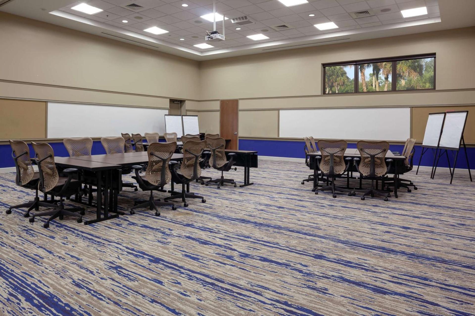 DoubleTree by Hilton Palm Beach Gardens photo 42