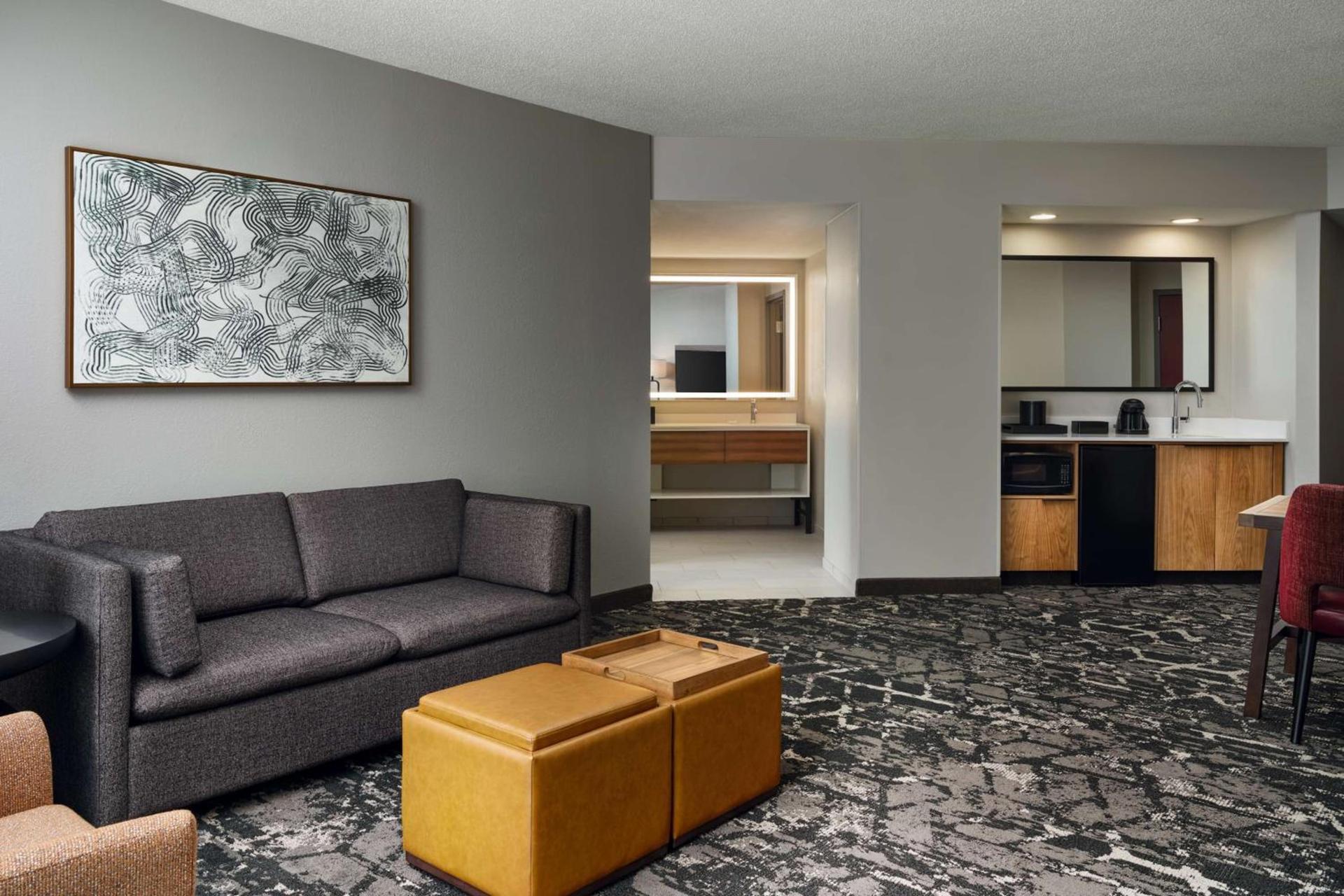 Embassy Suites by Hilton Hampton Convention Center photo 30