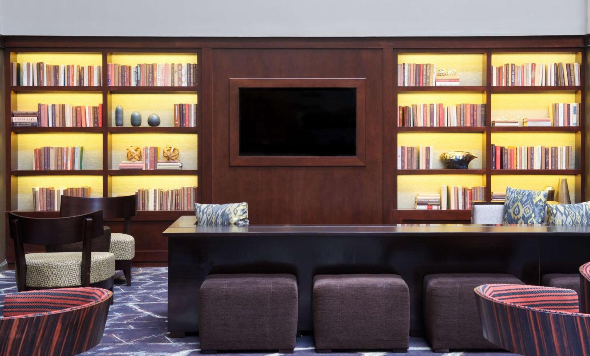 Embassy Suites by Hilton Philadelphia Airport photo 13