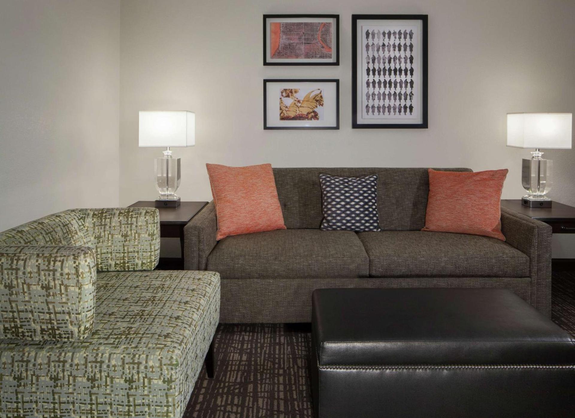 Embassy Suites by Hilton Philadelphia Airport photo 43