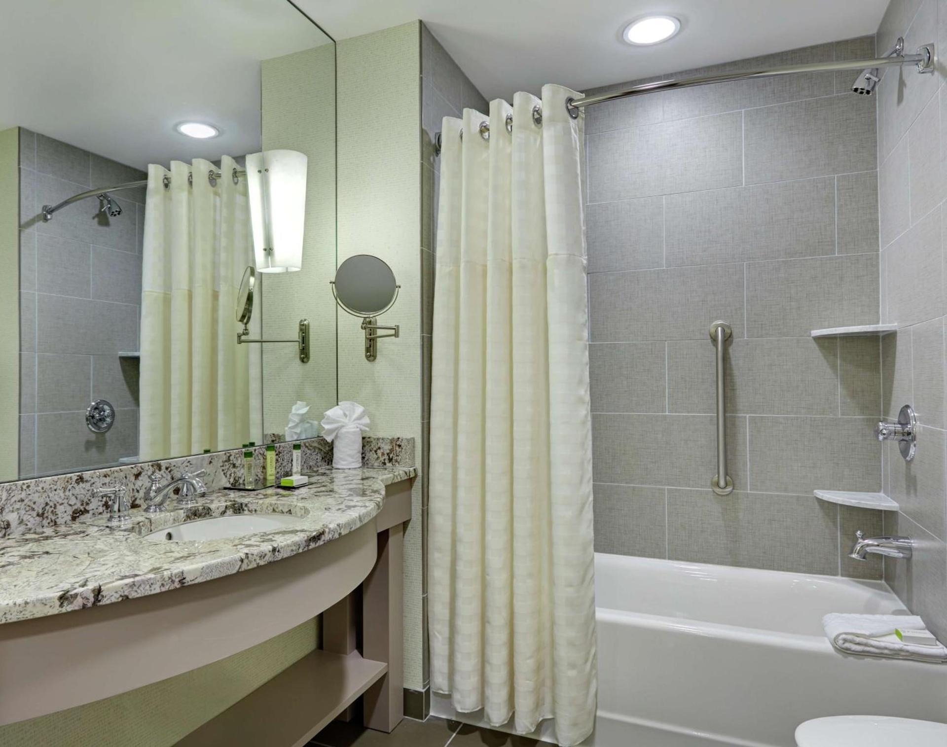 DoubleTree by Hilton Hotel Philadelphia Center City photo 21