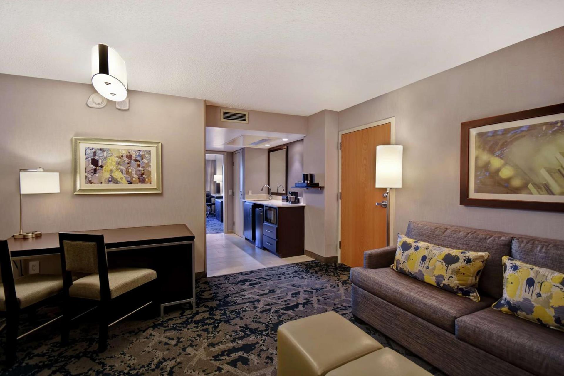 Embassy Suites by Hilton Raleigh Durham Research Triangle photo 28