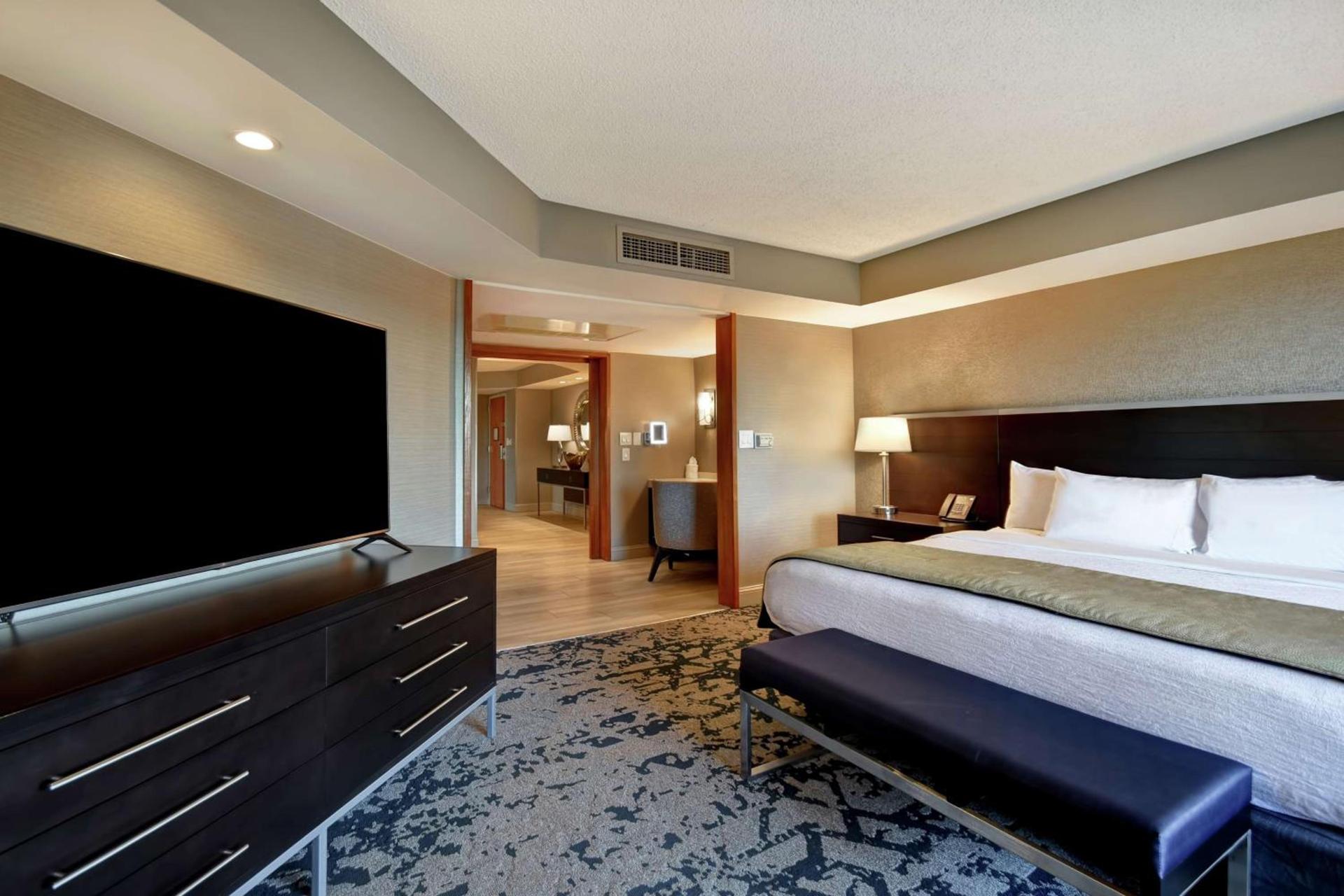 Embassy Suites by Hilton Raleigh Durham Research Triangle photo 30