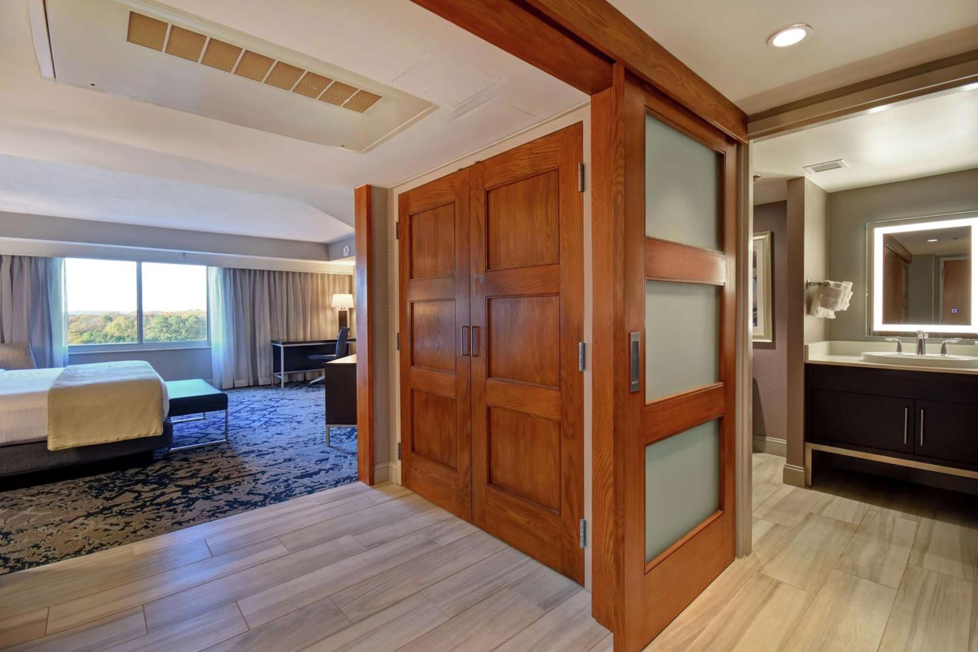 Embassy Suites by Hilton Raleigh Durham Research Triangle photo 31