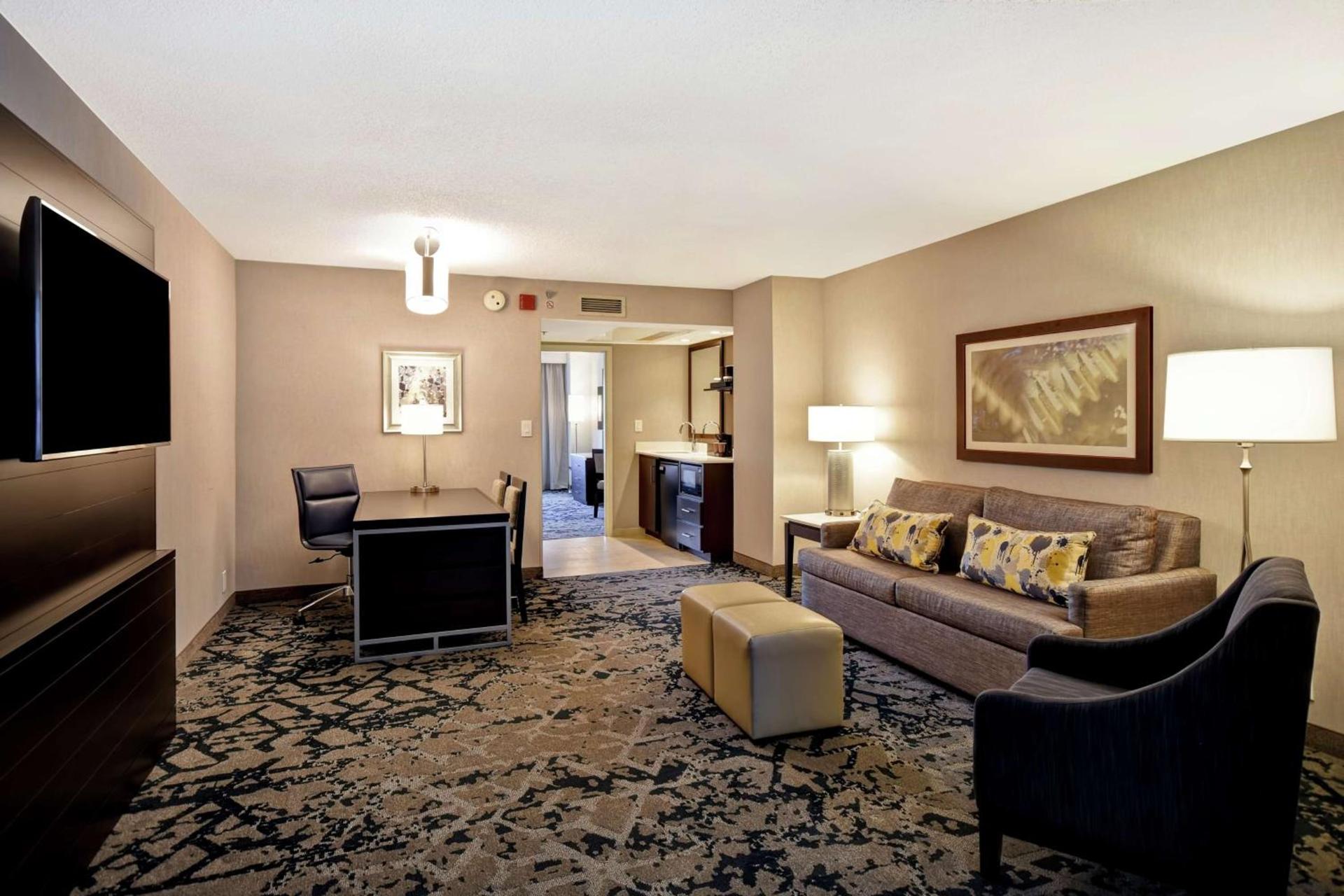 Embassy Suites by Hilton Raleigh Durham Research Triangle photo 69