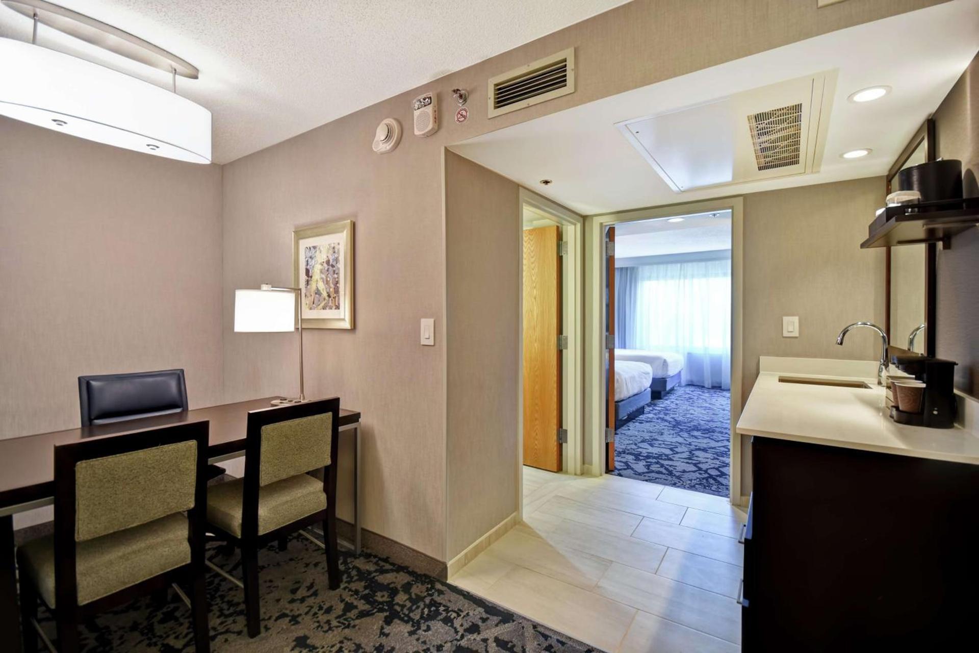 Embassy Suites by Hilton Raleigh Durham Research Triangle photo 63