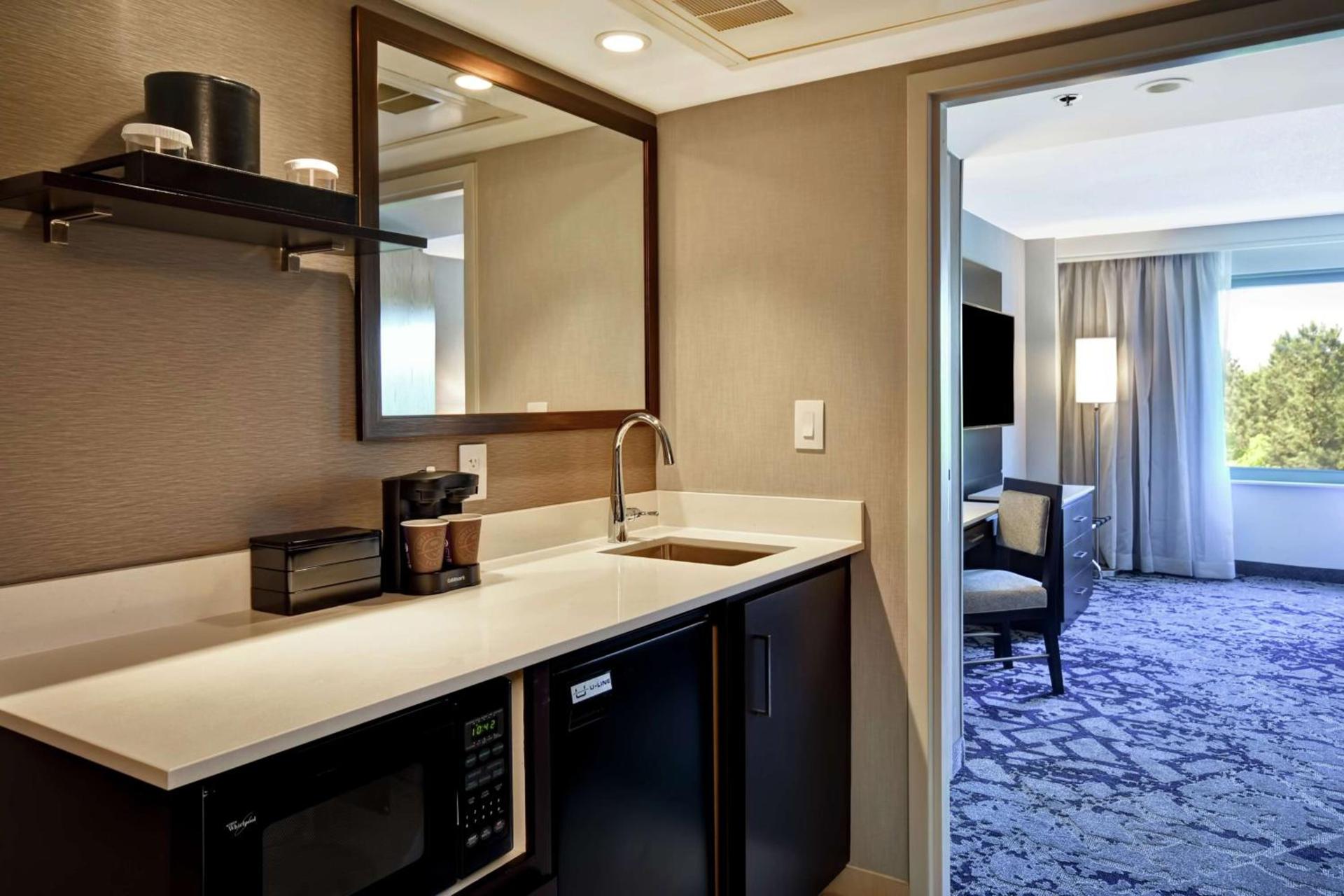 Embassy Suites by Hilton Raleigh Durham Research Triangle photo 64