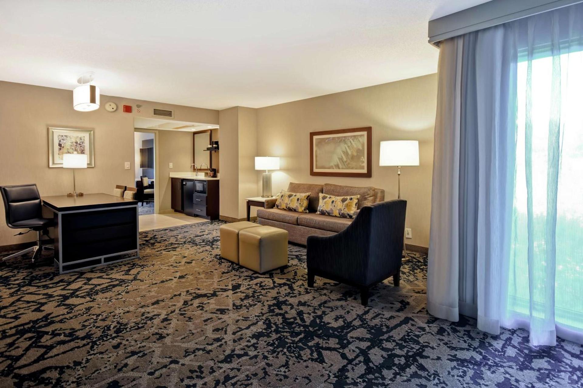 Embassy Suites by Hilton Raleigh Durham Research Triangle photo 65