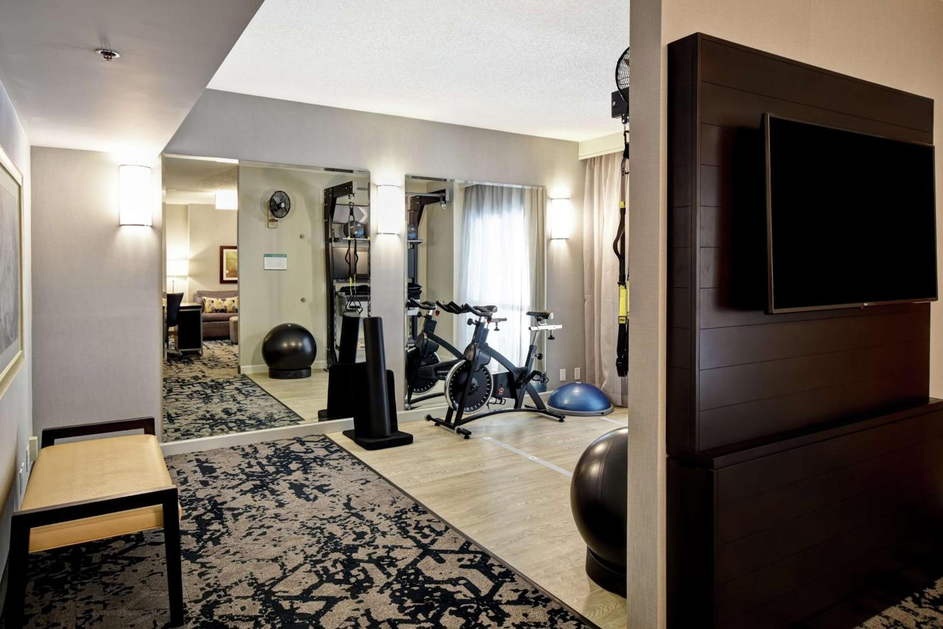Embassy Suites by Hilton Raleigh Durham Research Triangle photo 91