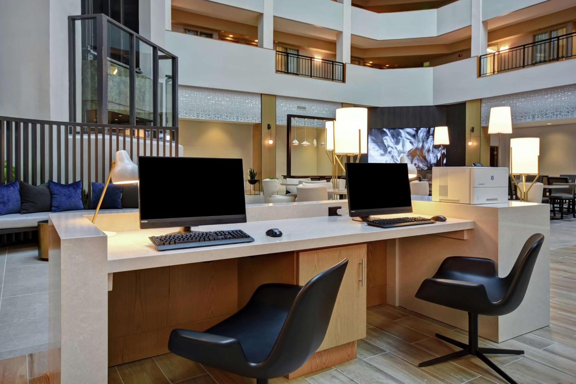 Embassy Suites by Hilton Raleigh Durham Research Triangle photo 98