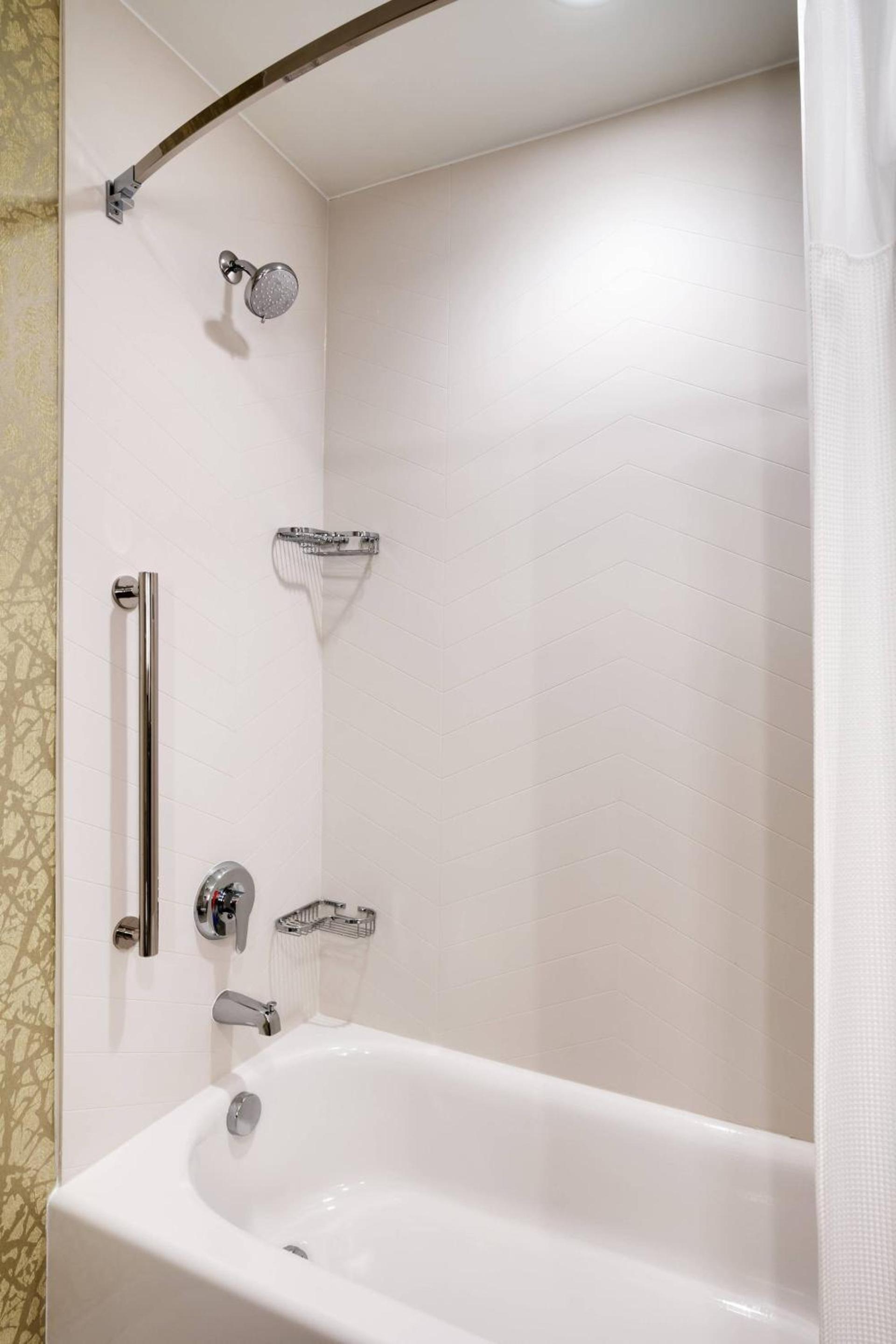 Fairfield by Marriott Inn & Suites Denver West - Federal Center photo 19