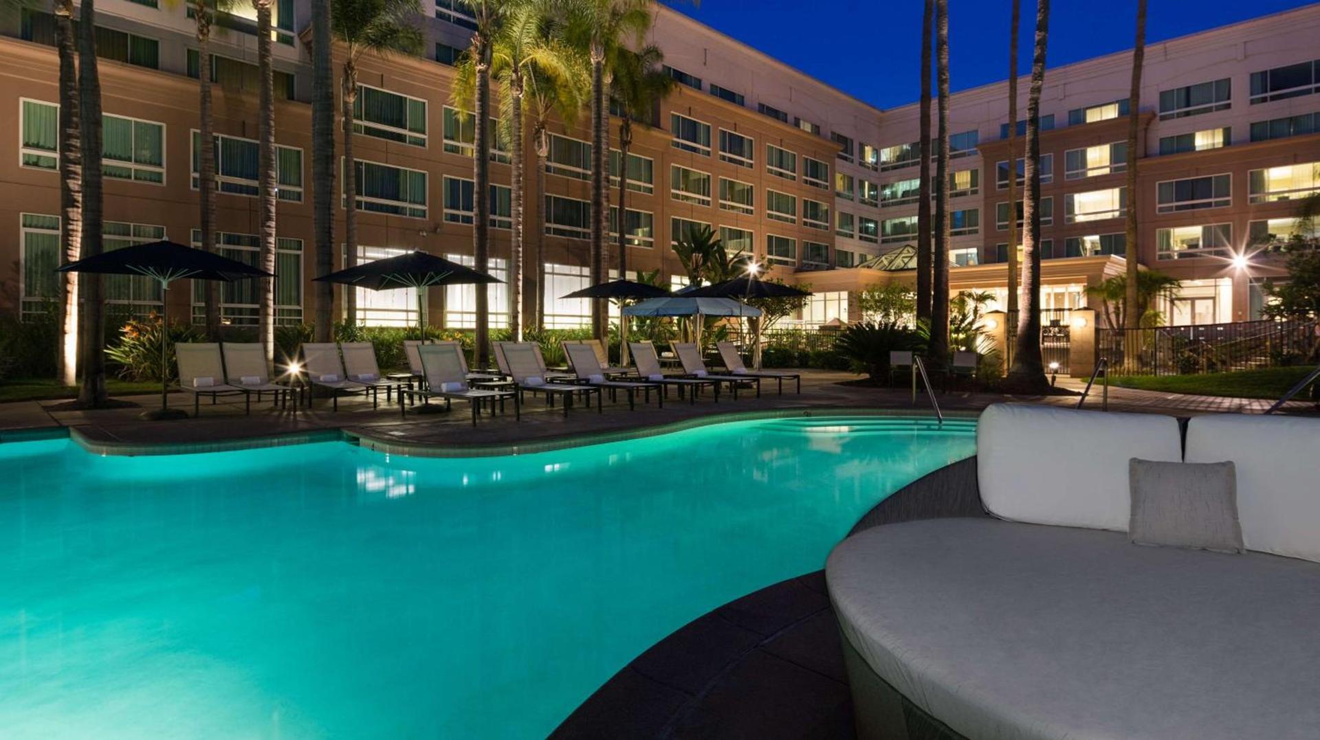 DoubleTree by Hilton San Diego Del Mar photo 8