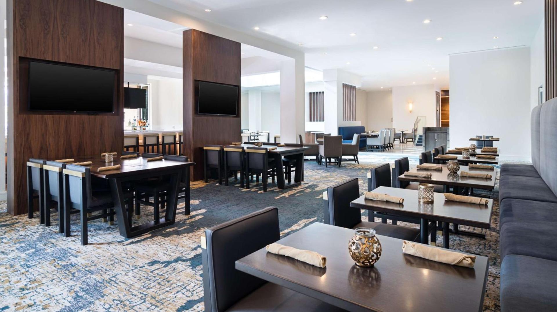 DoubleTree by Hilton San Diego Del Mar photo 11