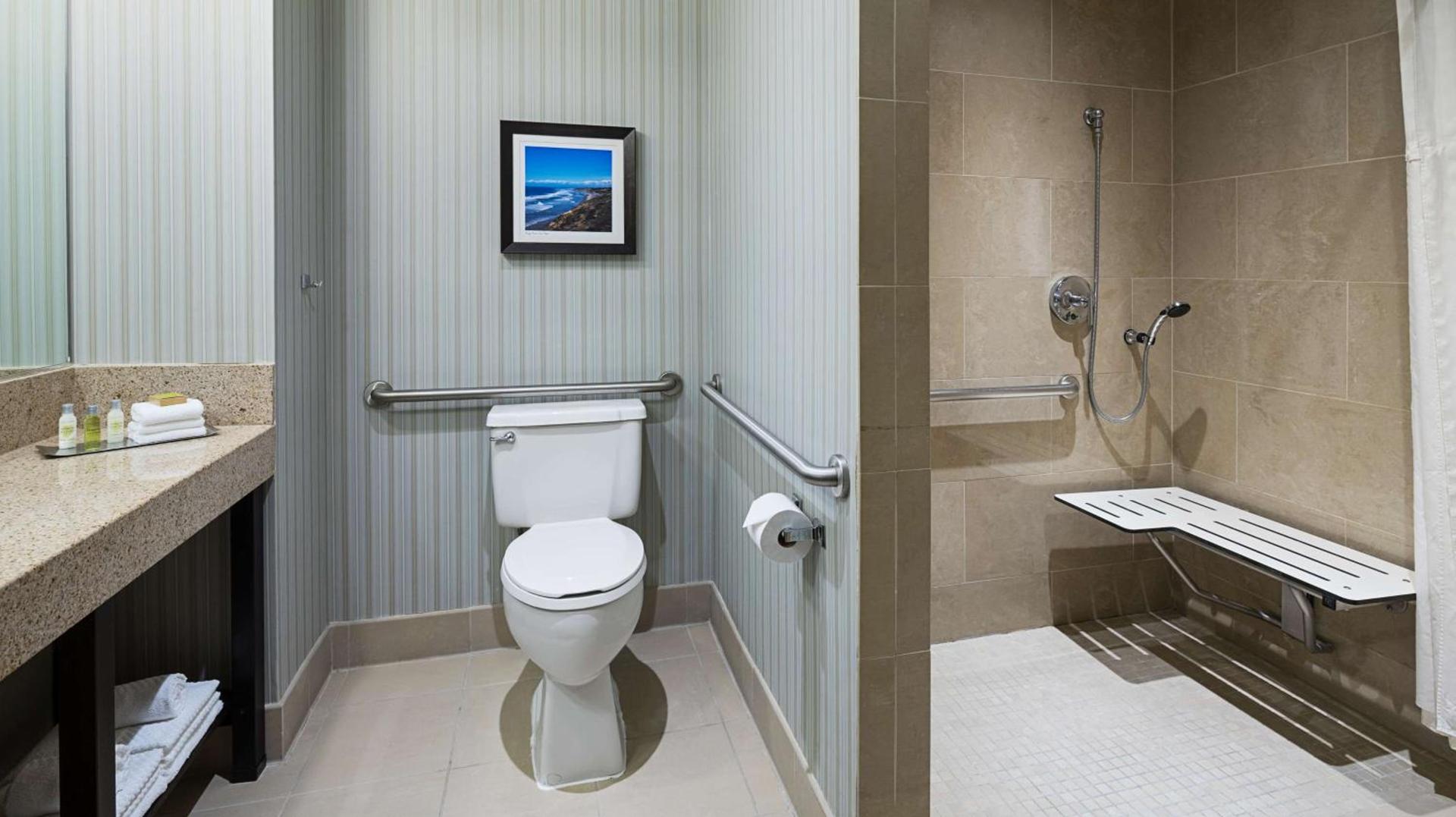 DoubleTree by Hilton San Diego Del Mar photo 24