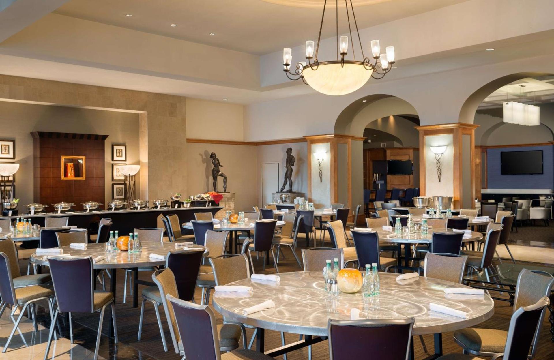 Hilton Santa Clara - Newly Renovated photo 9