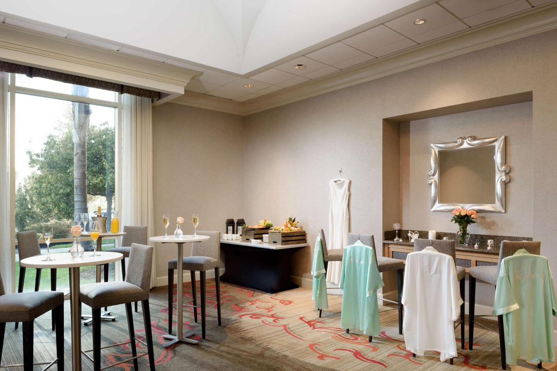 Hilton Santa Clara - Newly Renovated photo 26