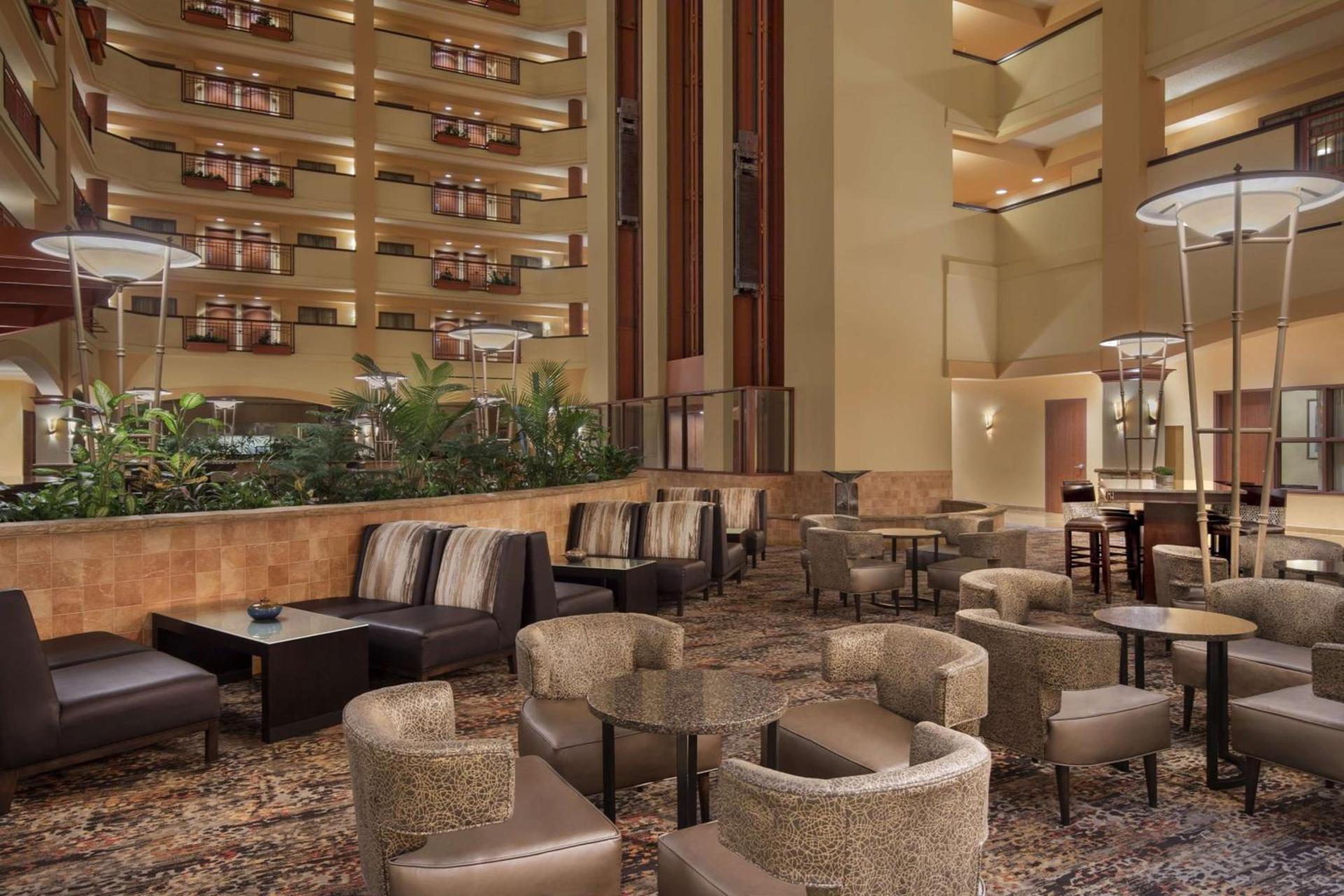 Embassy Suites San Marcos Hotel Conference Center photo 8