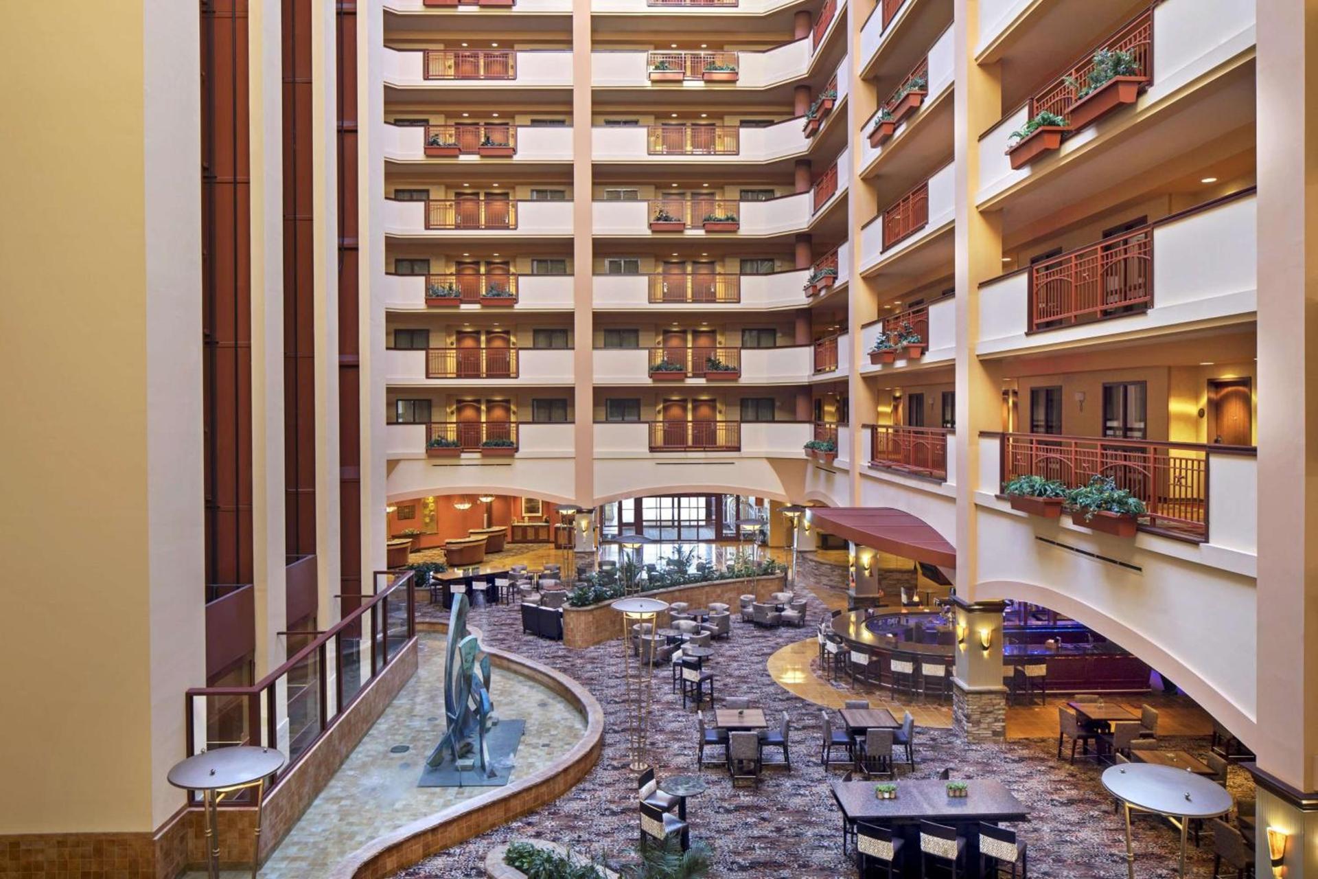 Embassy Suites San Marcos Hotel Conference Center photo 11
