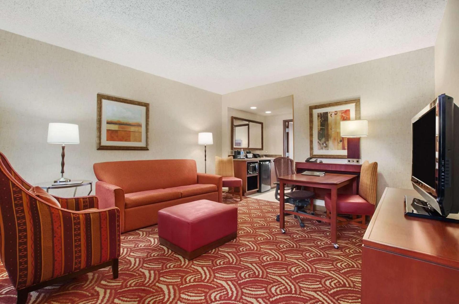 Embassy Suites San Marcos Hotel Conference Center photo 35