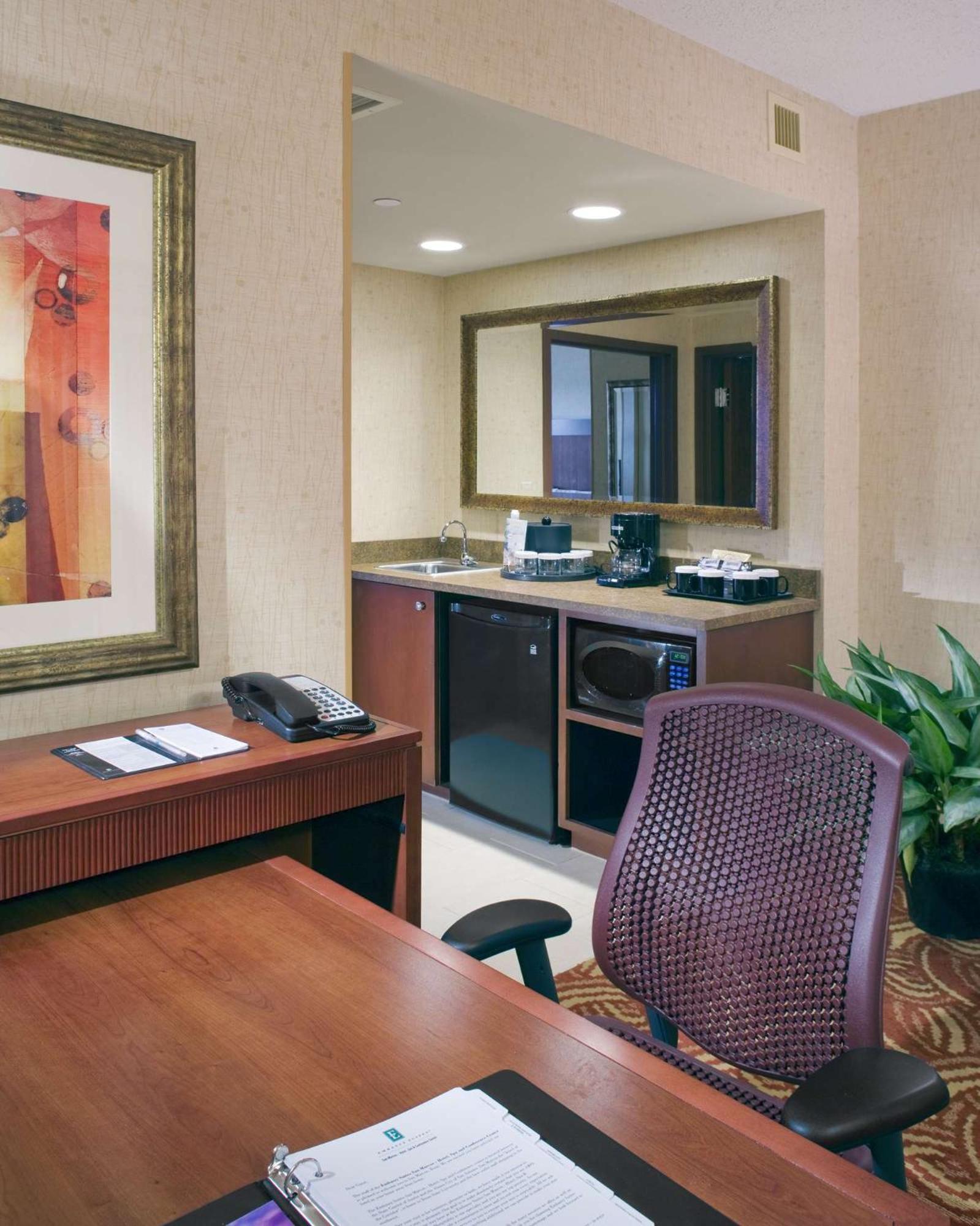 Embassy Suites San Marcos Hotel Conference Center photo 45
