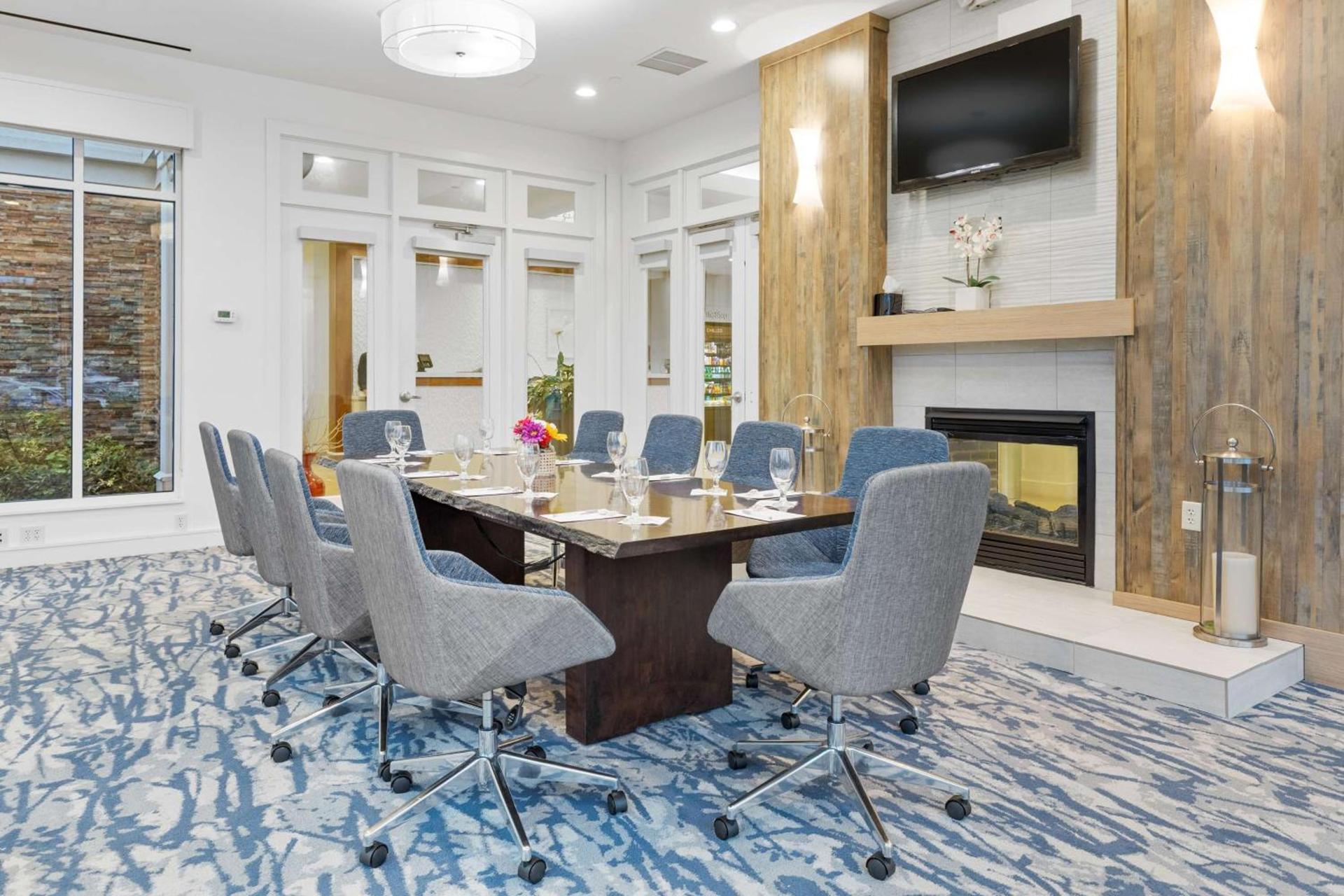 Hilton Garden Inn Auburn photo 3