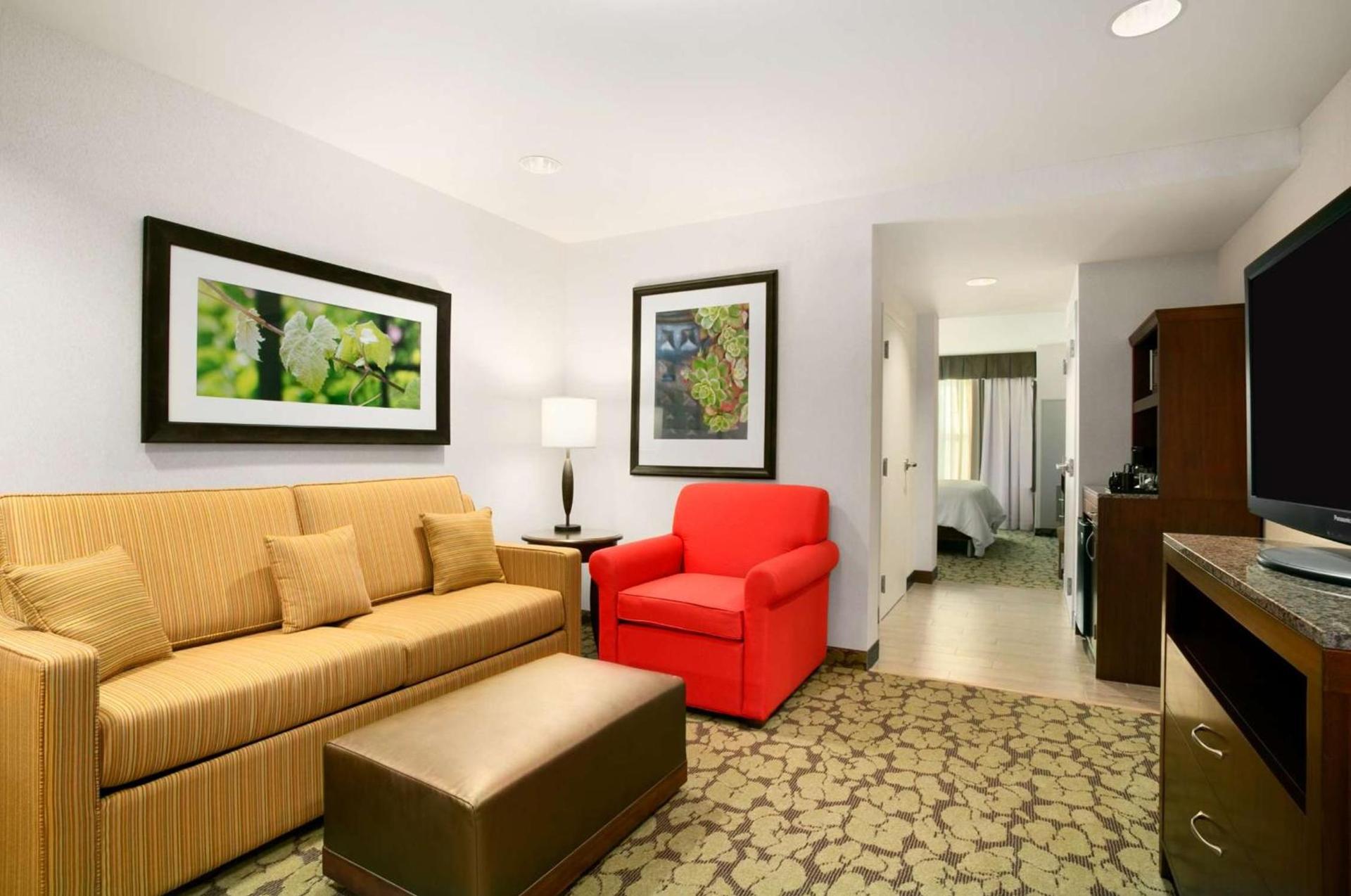 Hilton Garden Inn Auburn photo 22