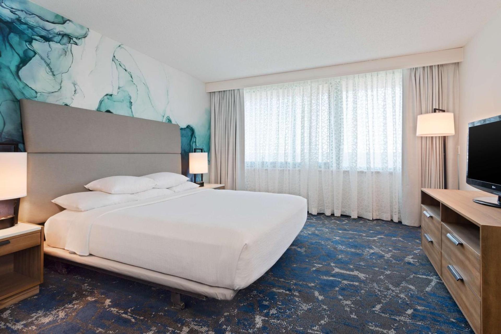 Embassy Suites by Hilton Tampa USF Near Busch Gardens photo 38
