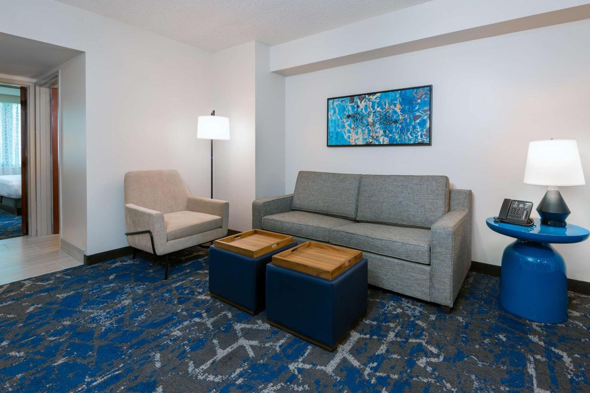 Embassy Suites by Hilton Tampa USF Near Busch Gardens photo 46