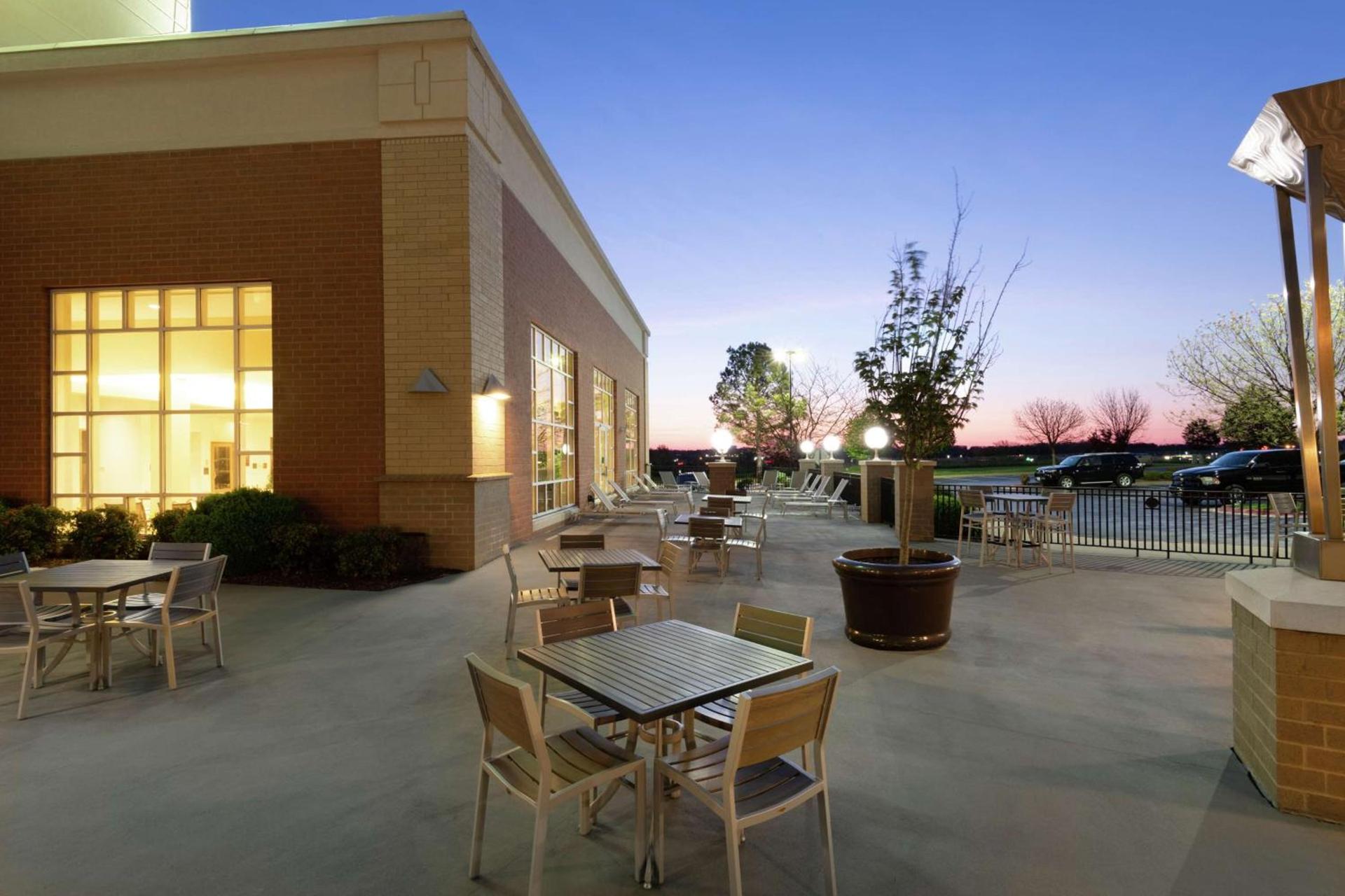 Embassy Suites Northwest Arkansas - Hotel, Spa & Convention Center photo 71