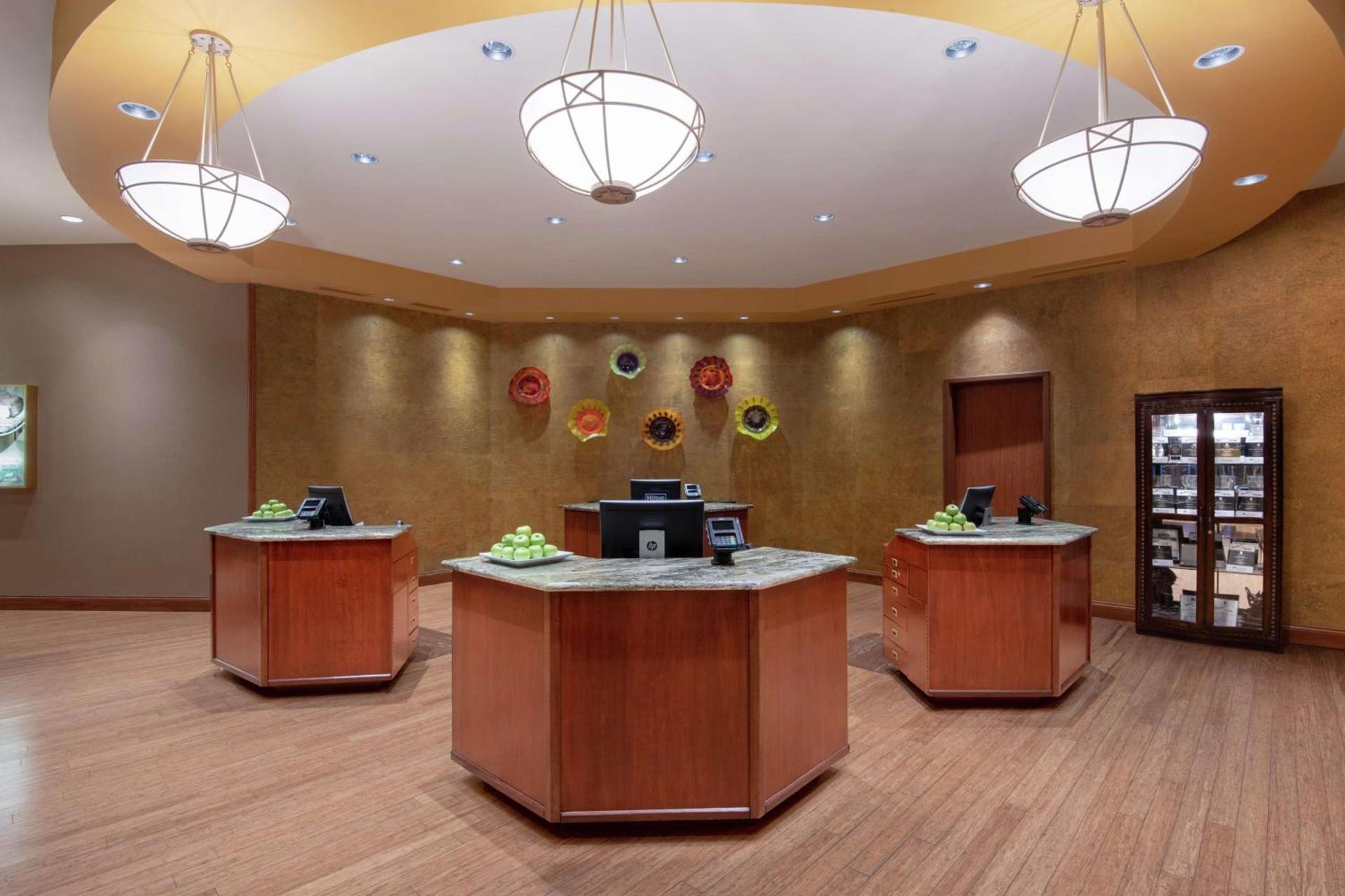 Embassy Suites Northwest Arkansas - Hotel, Spa & Convention Center photo 6