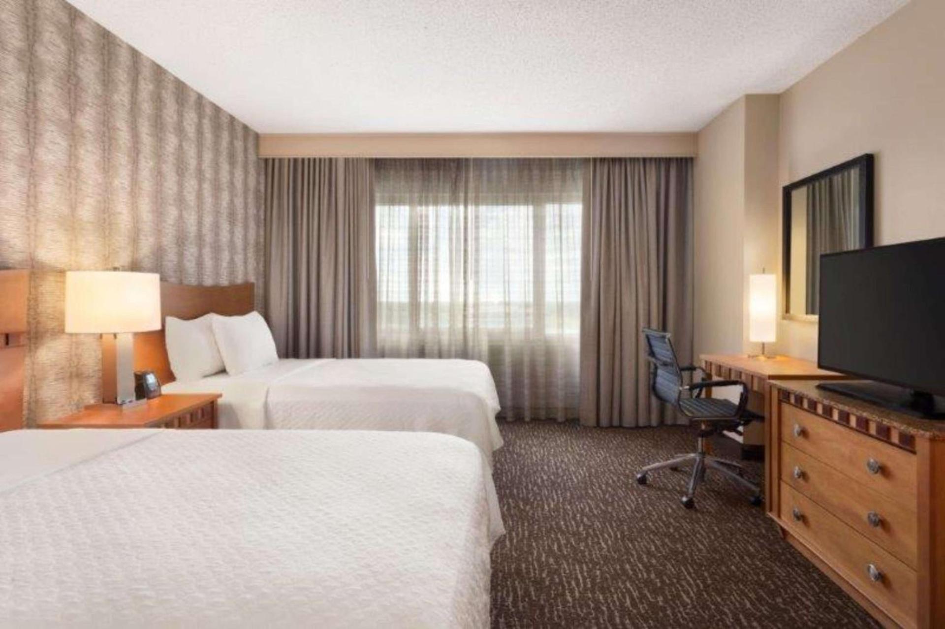 Embassy Suites Northwest Arkansas - Hotel, Spa & Convention Center photo 17